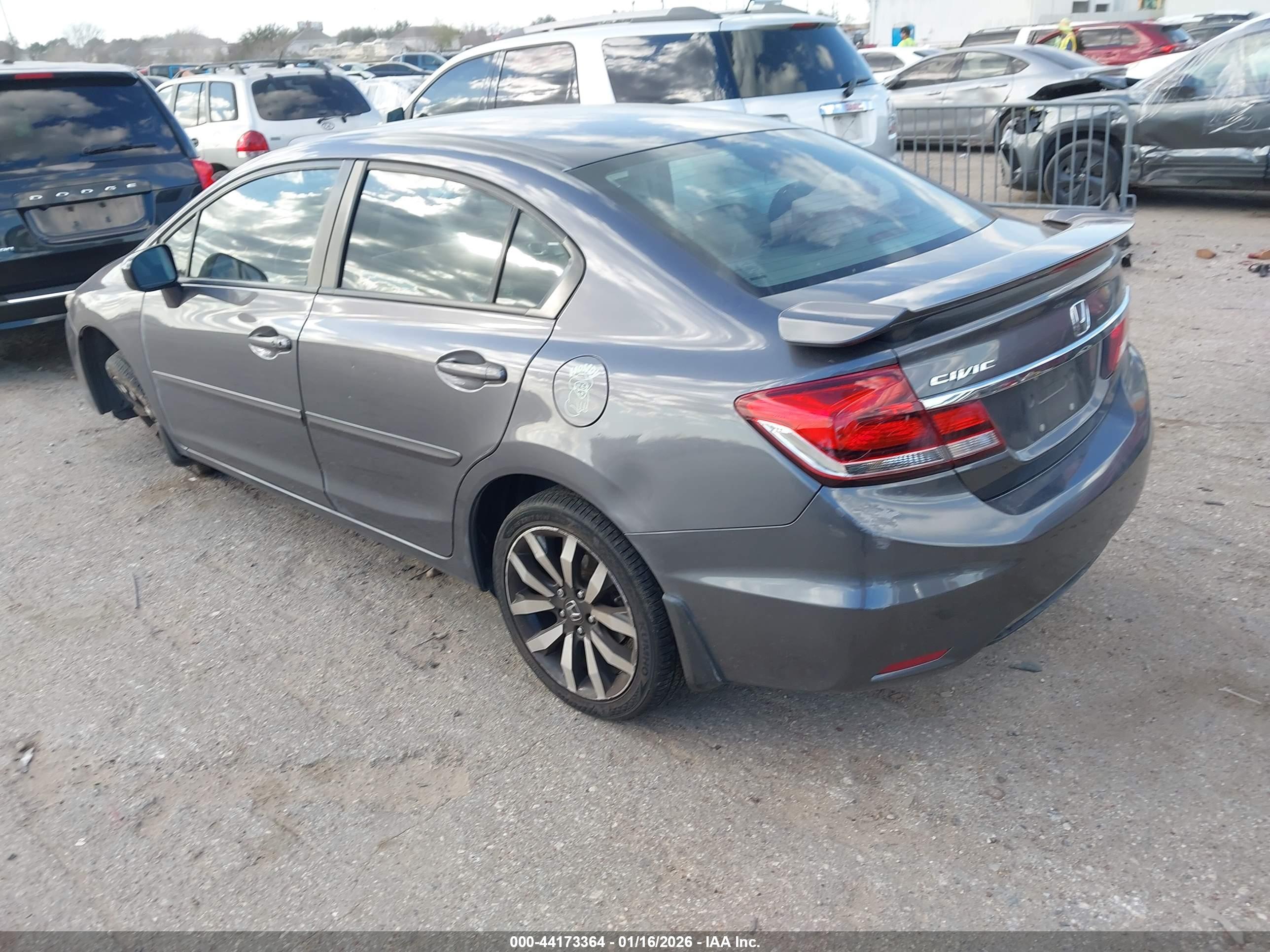 HONDA CIVIC image 3
