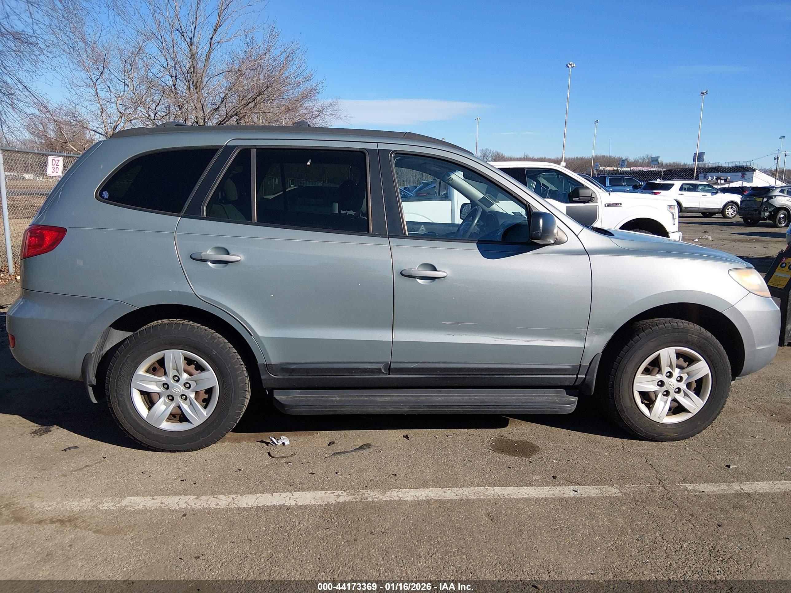 HYUNDAI SANTA image 6