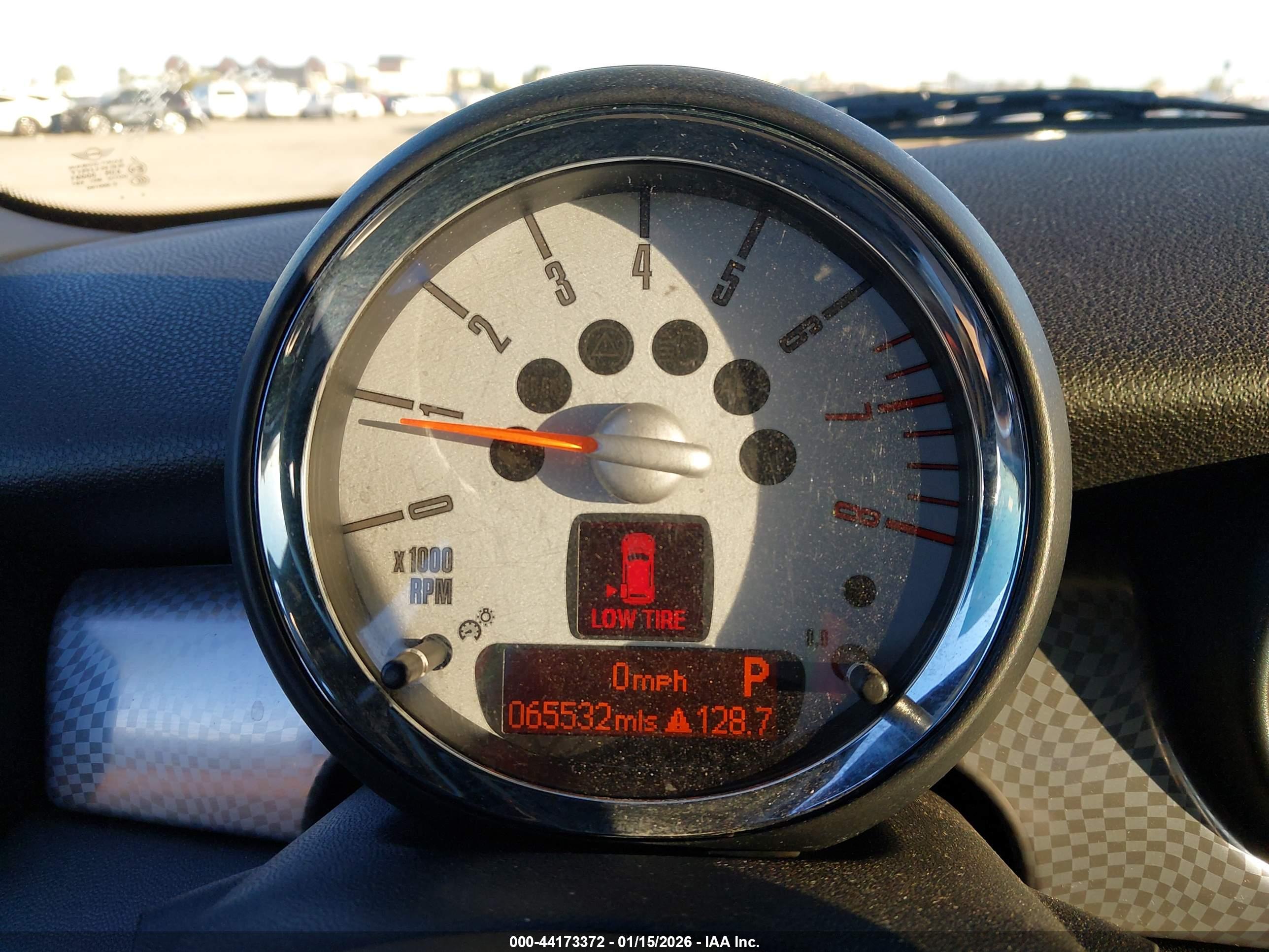 MINI COOPER image 7