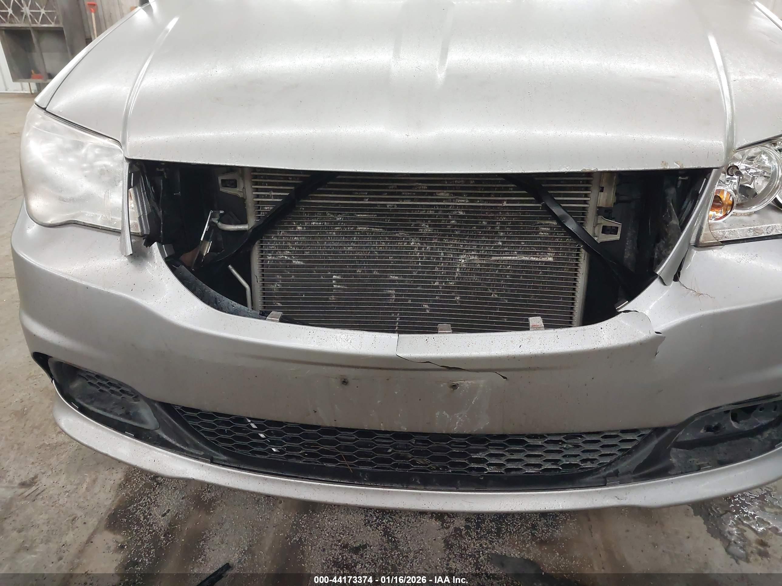 DODGE GRAND image 6
