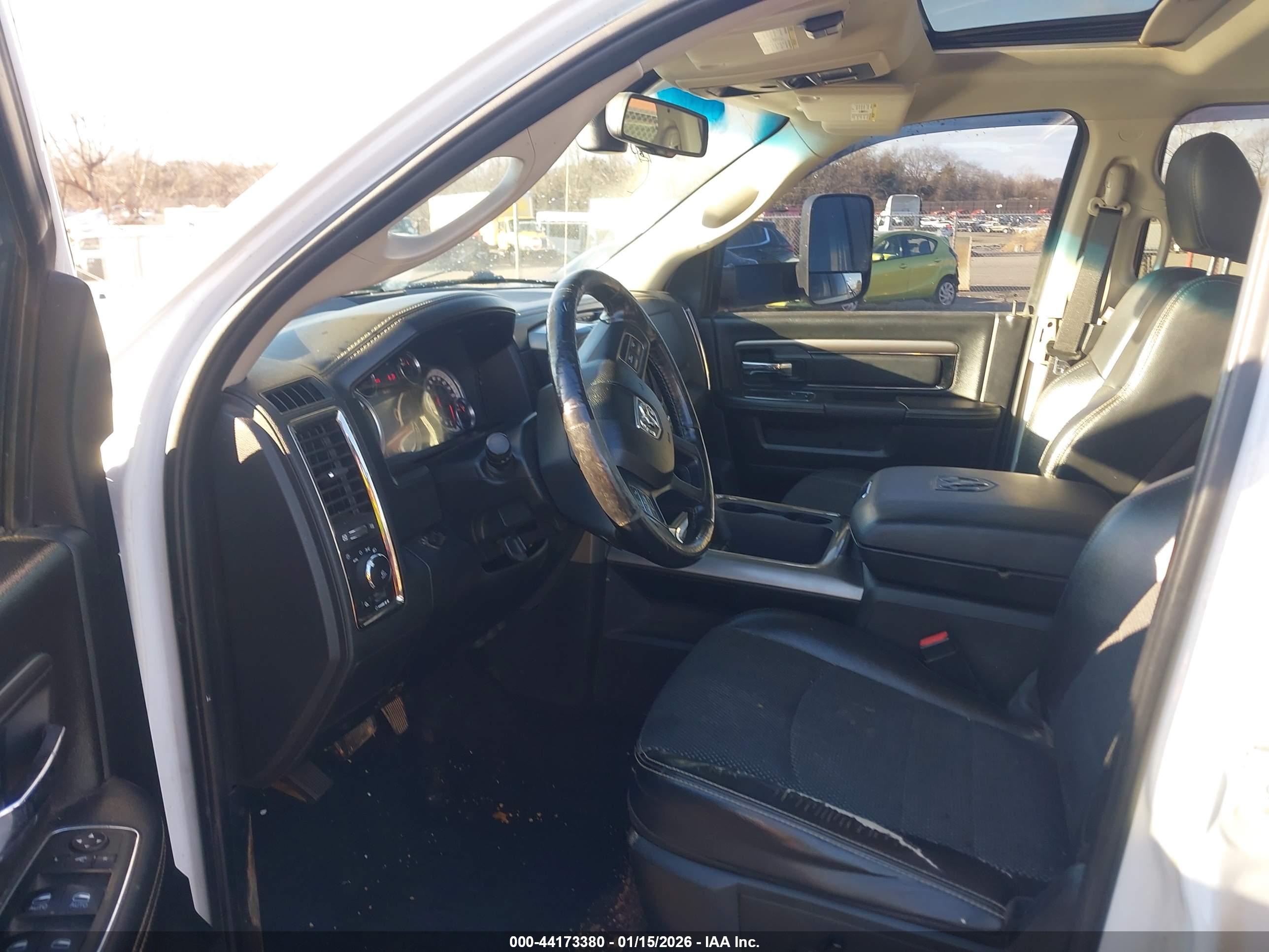 RAM 3500 image 7