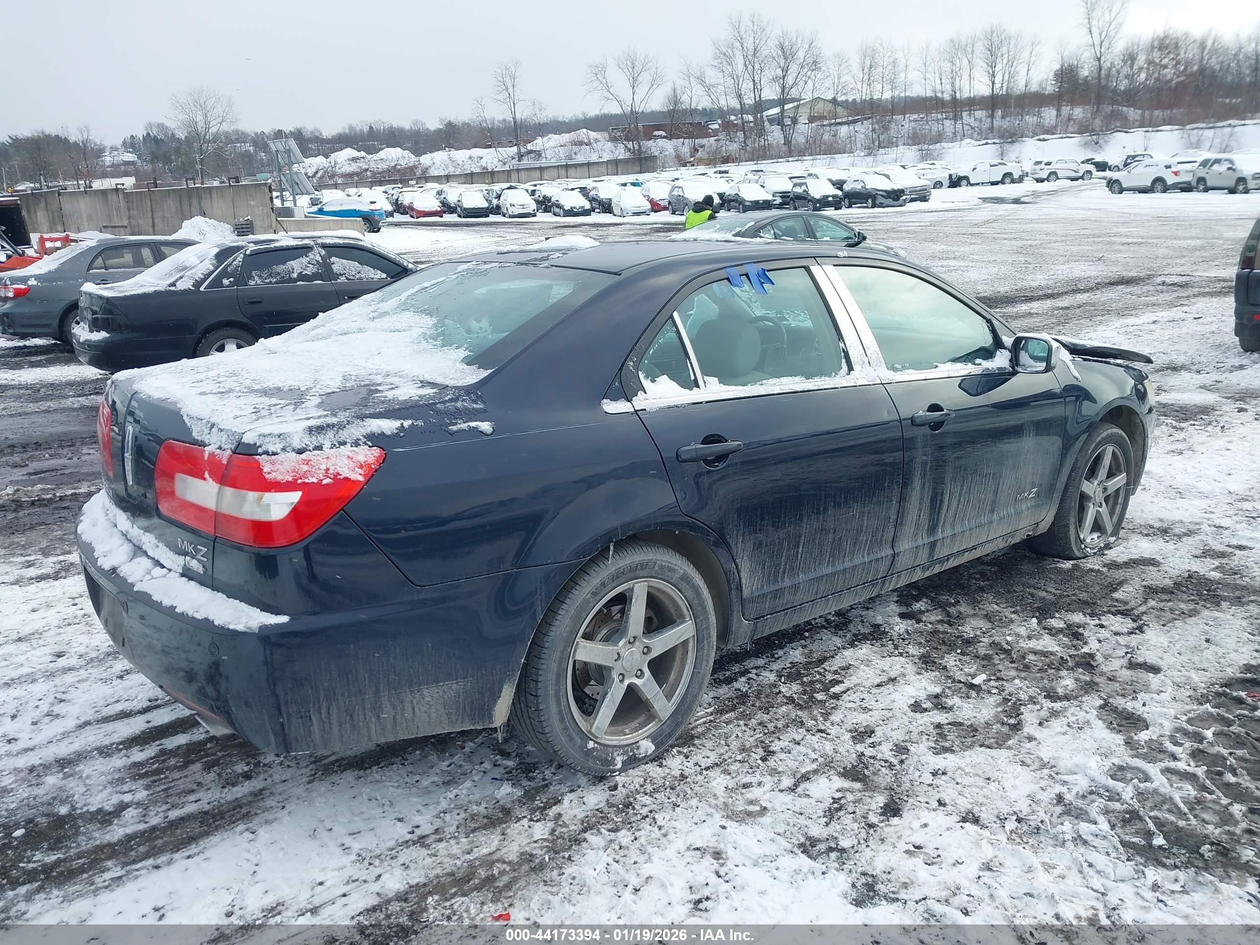 LINCOLN MKZ image 4