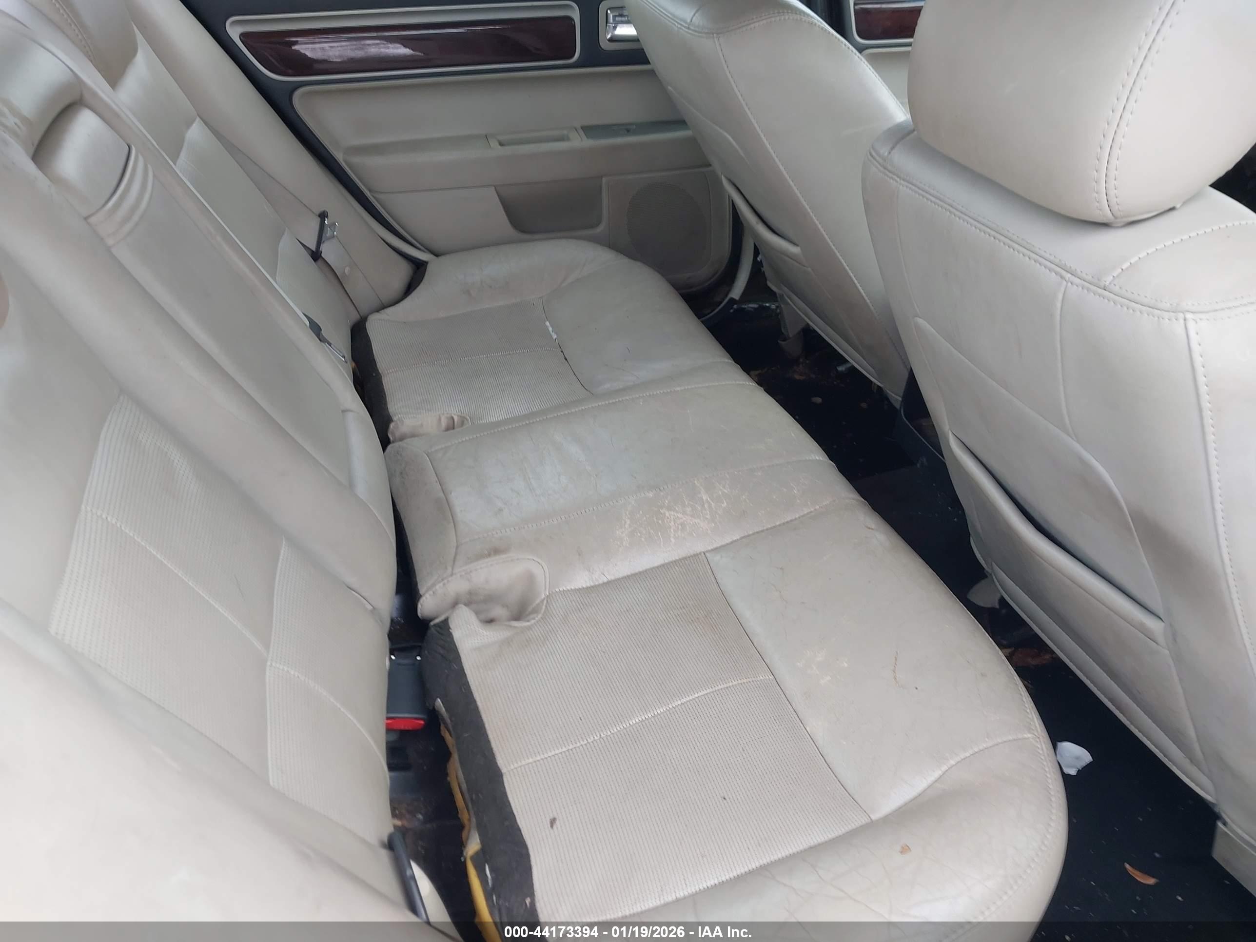LINCOLN MKZ image 8