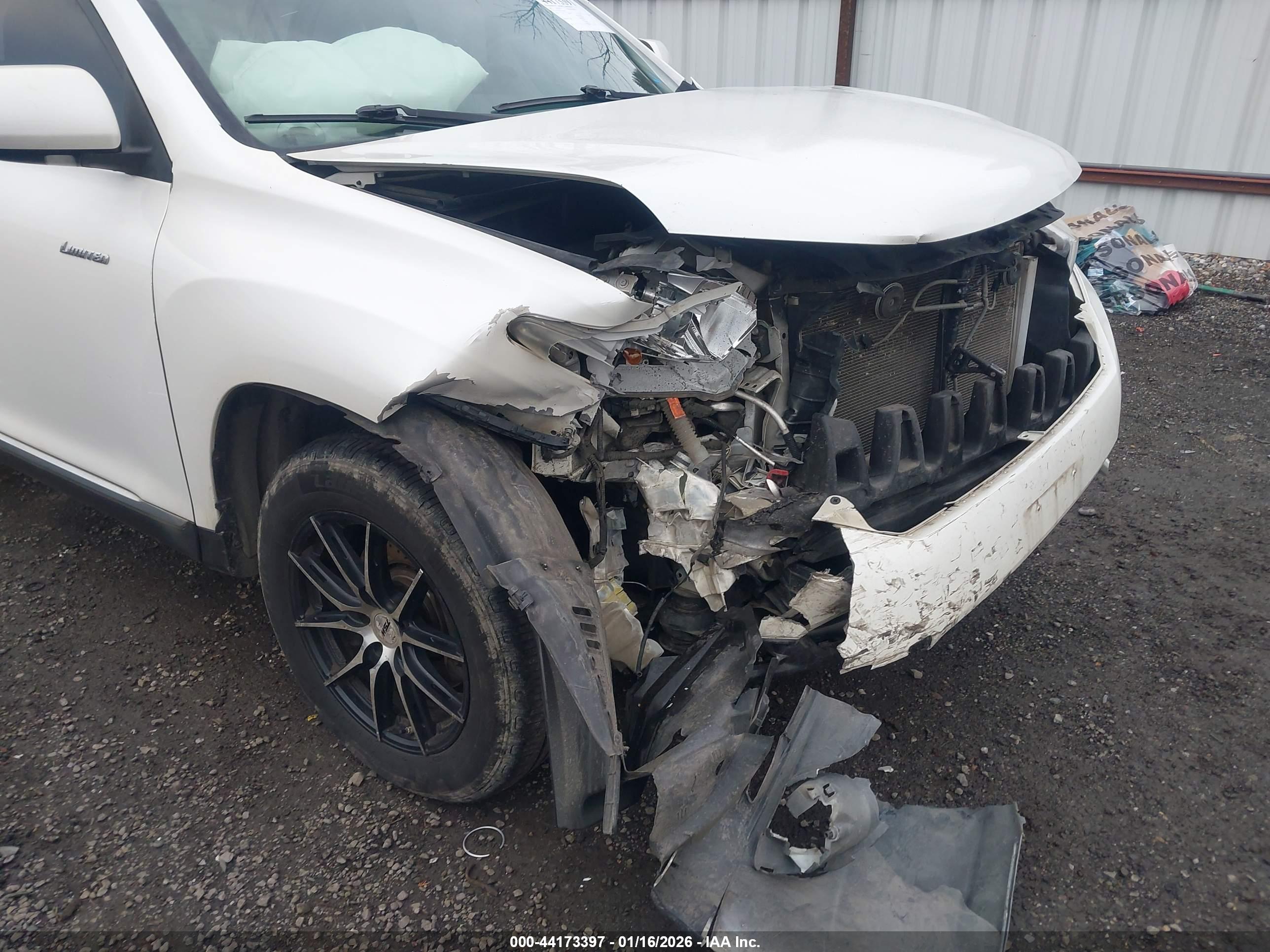 TOYOTA HIGHLANDER image 6