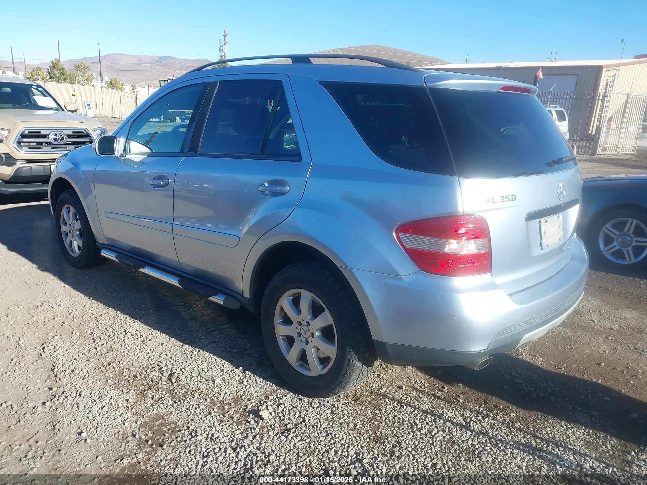 MERCEDES-BENZ ML image 3