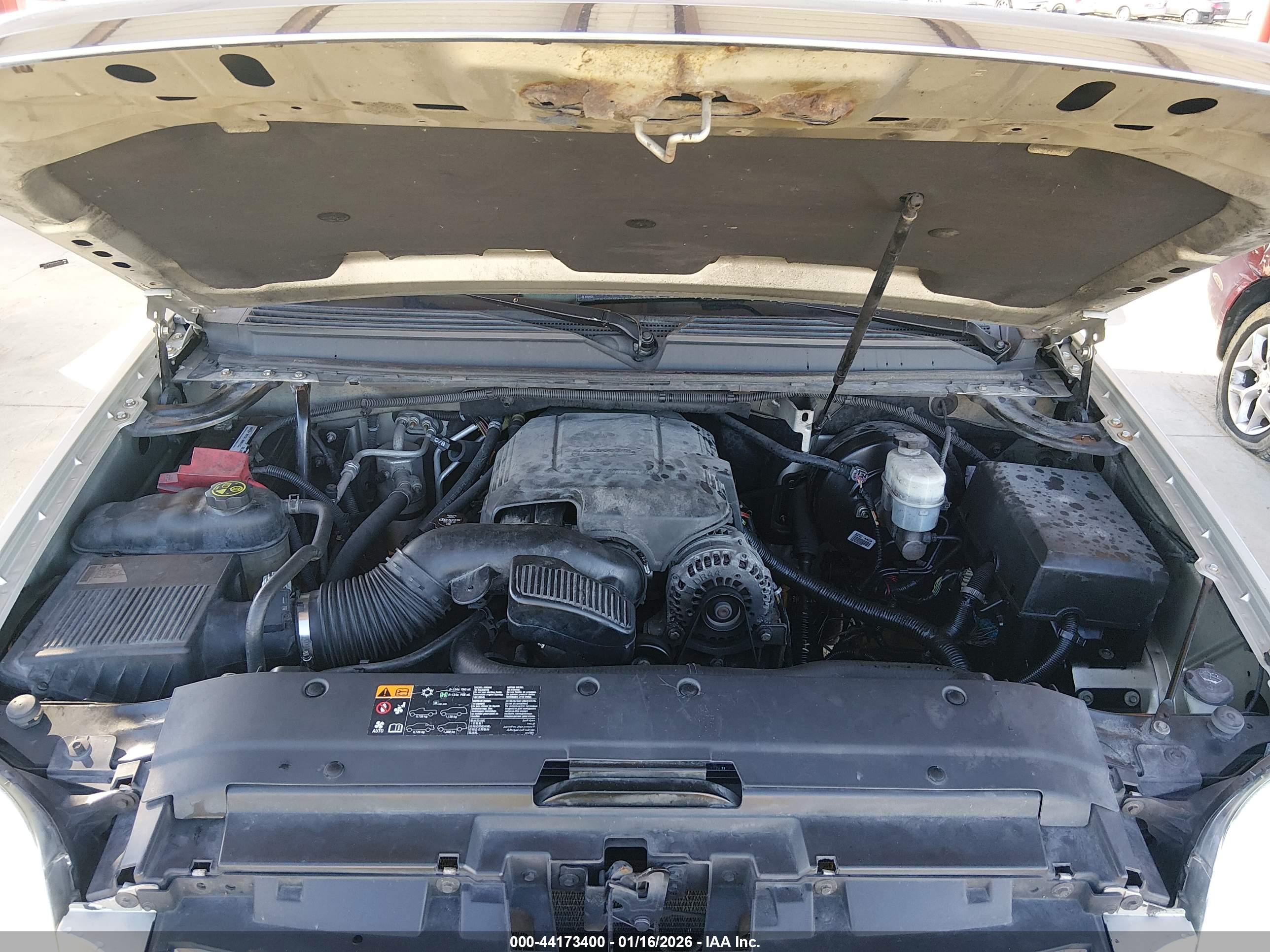 GMC YUKON image 10