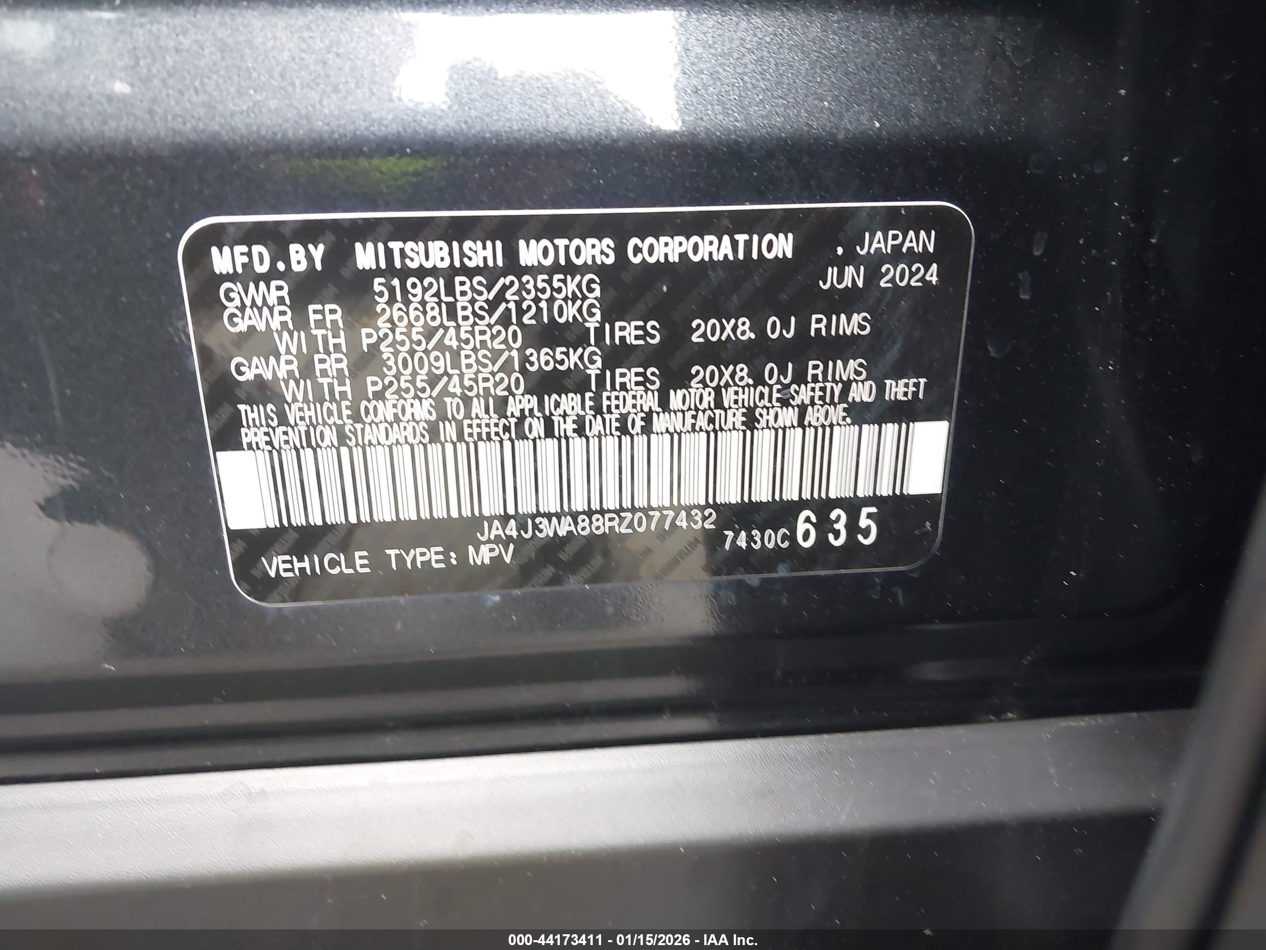 MITSUBISHI OUTLANDER image 9