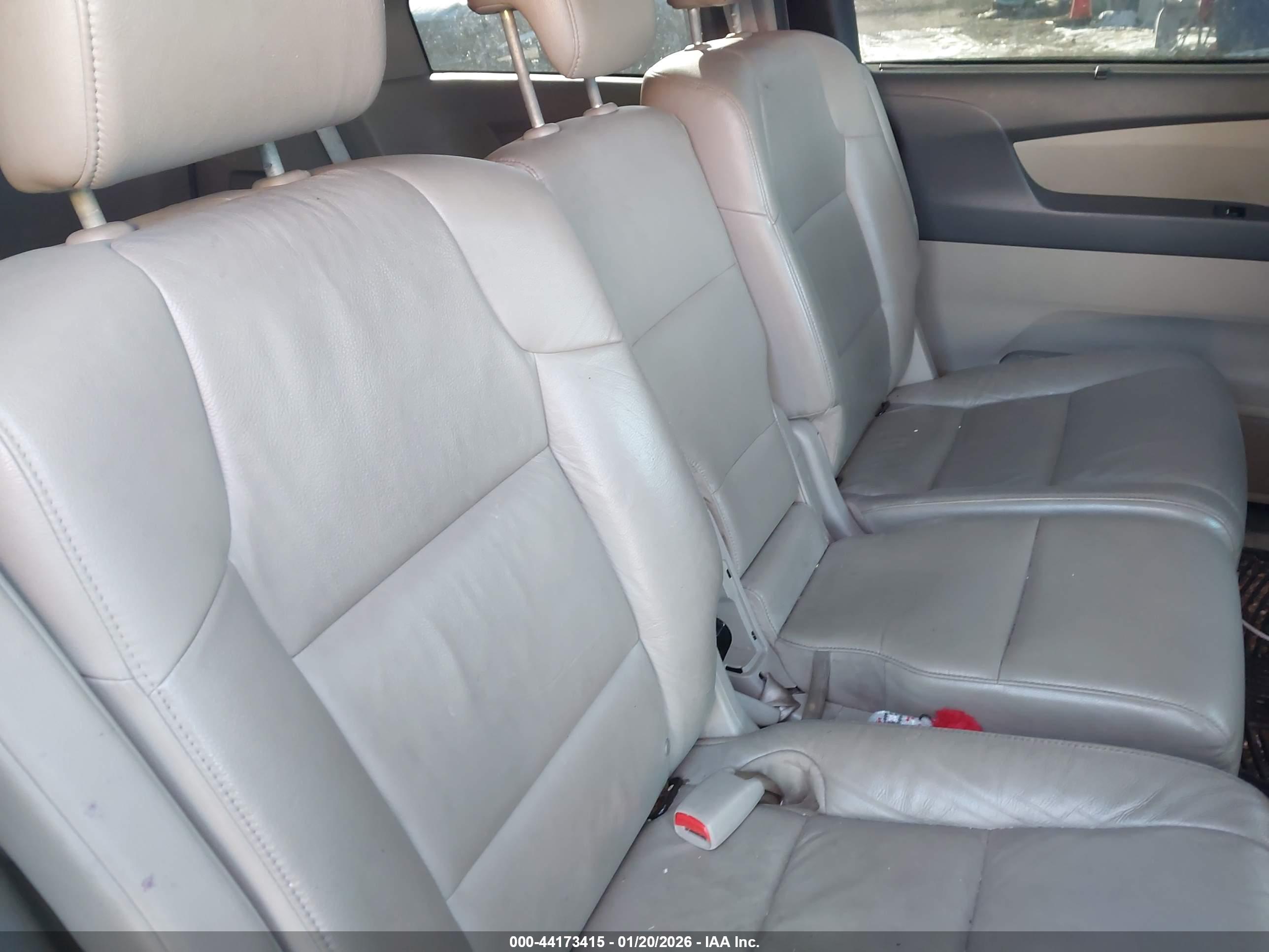 HONDA ODYSSEY image 8