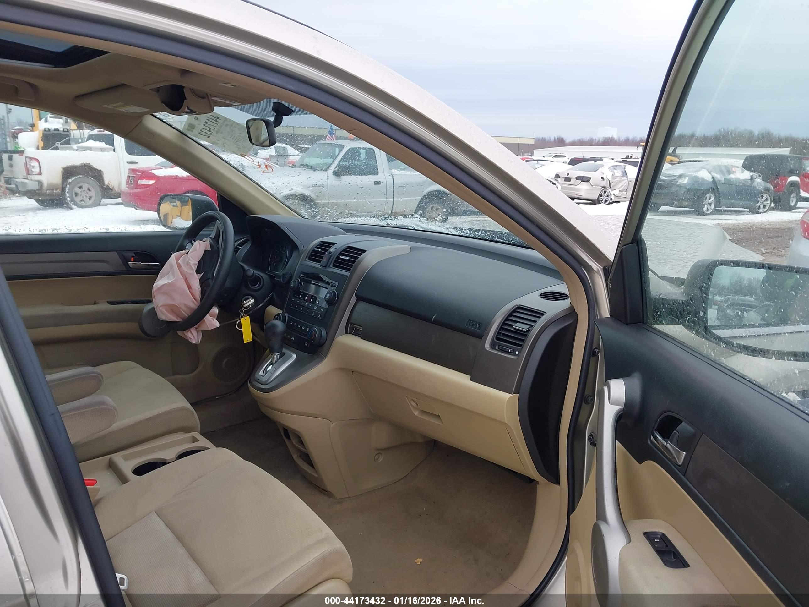 HONDA CR-V image 5