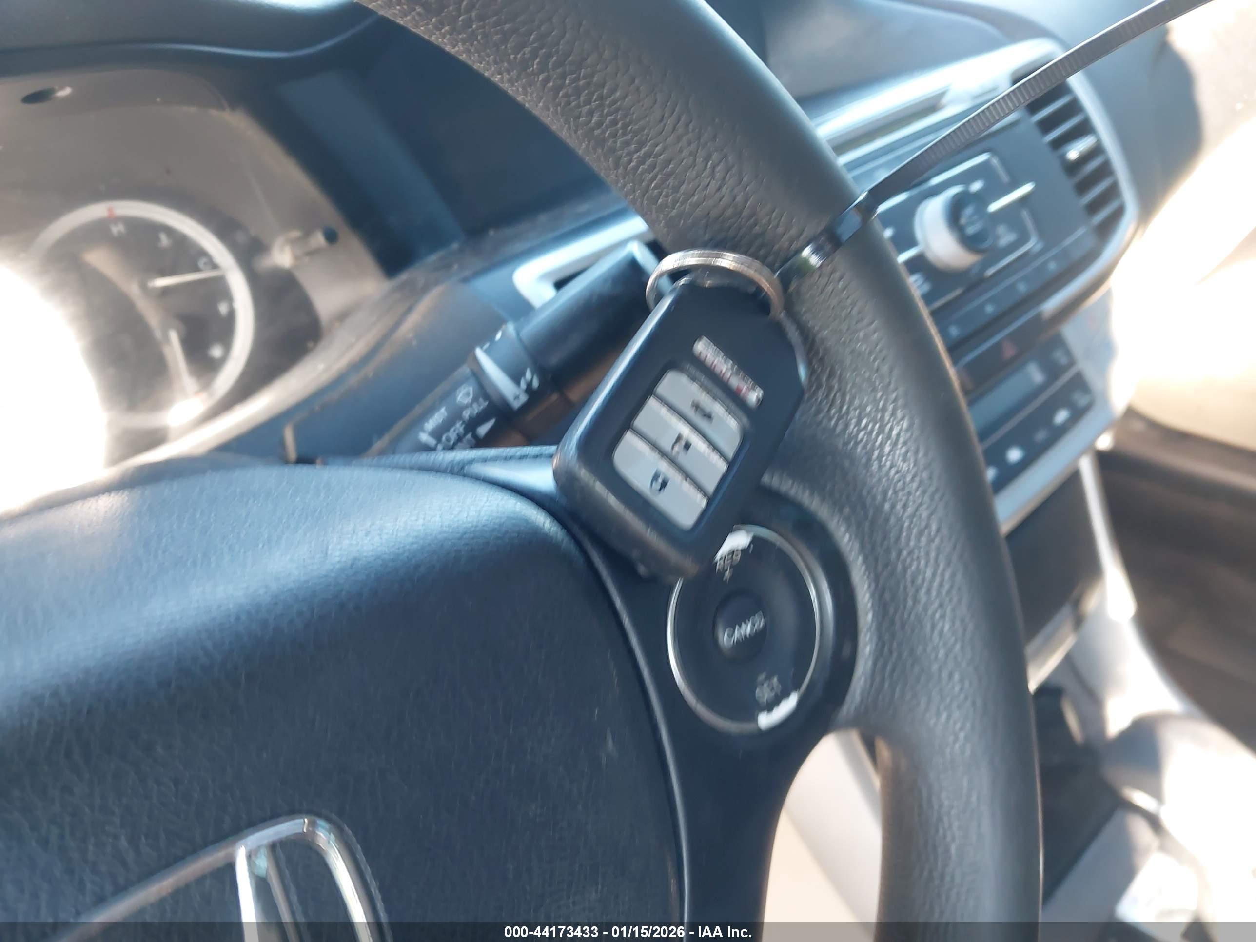 HONDA ACCORD image 11