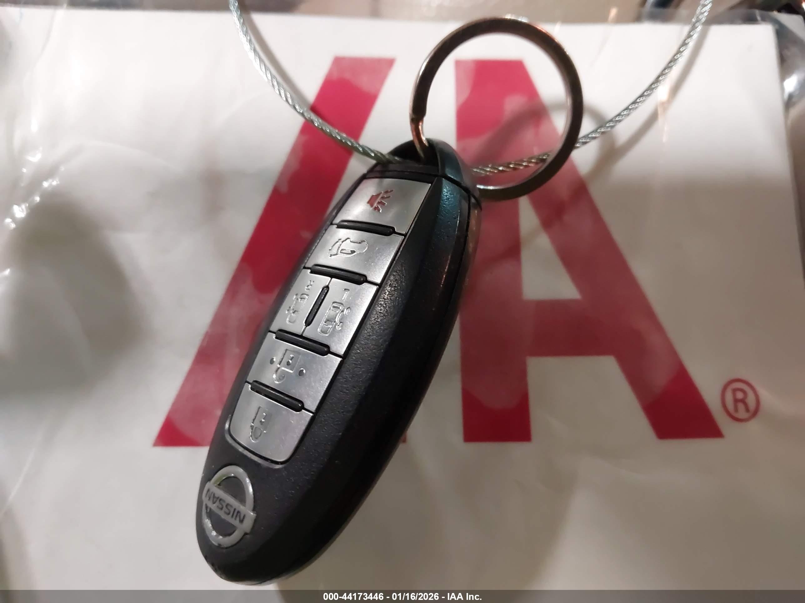 NISSAN QUEST image 11