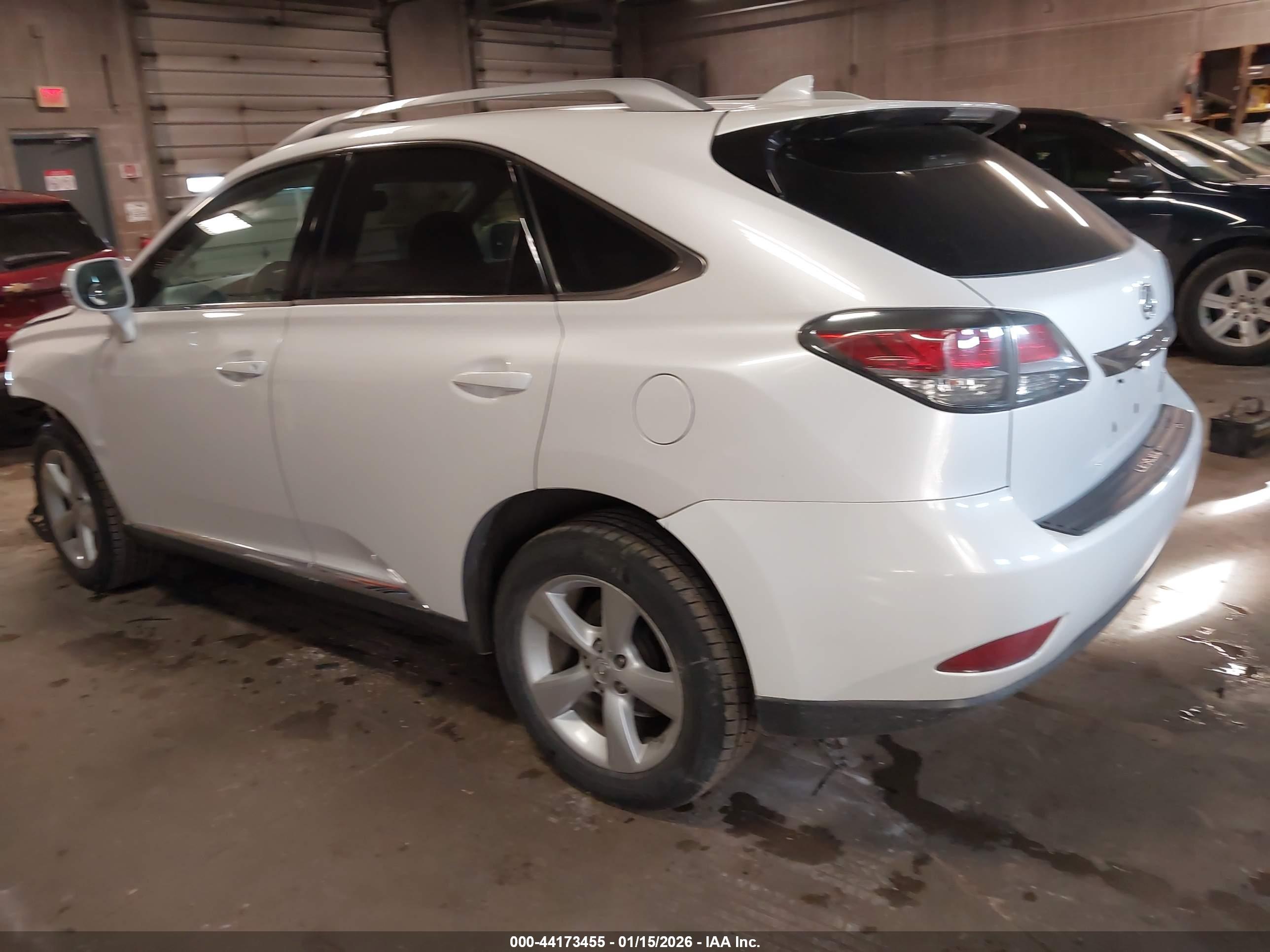 LEXUS RX image 3