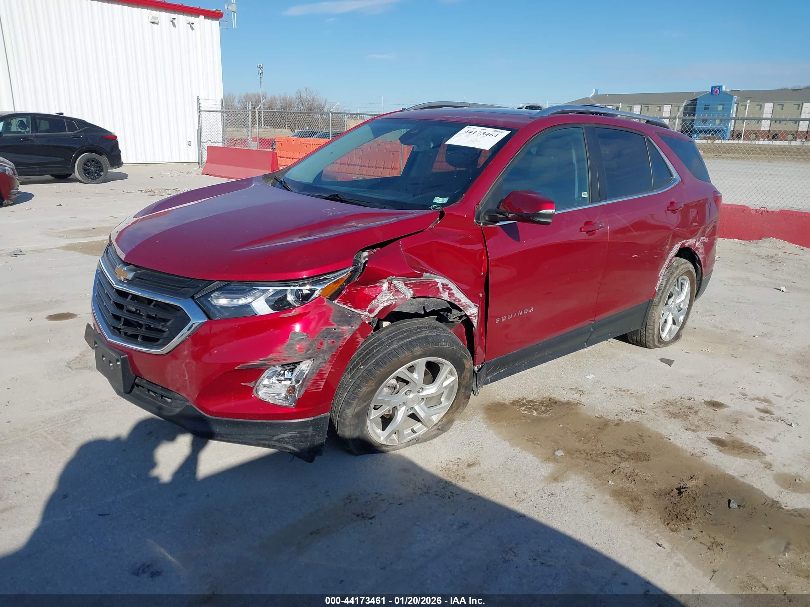 CHEVROLET EQUINOX image 2