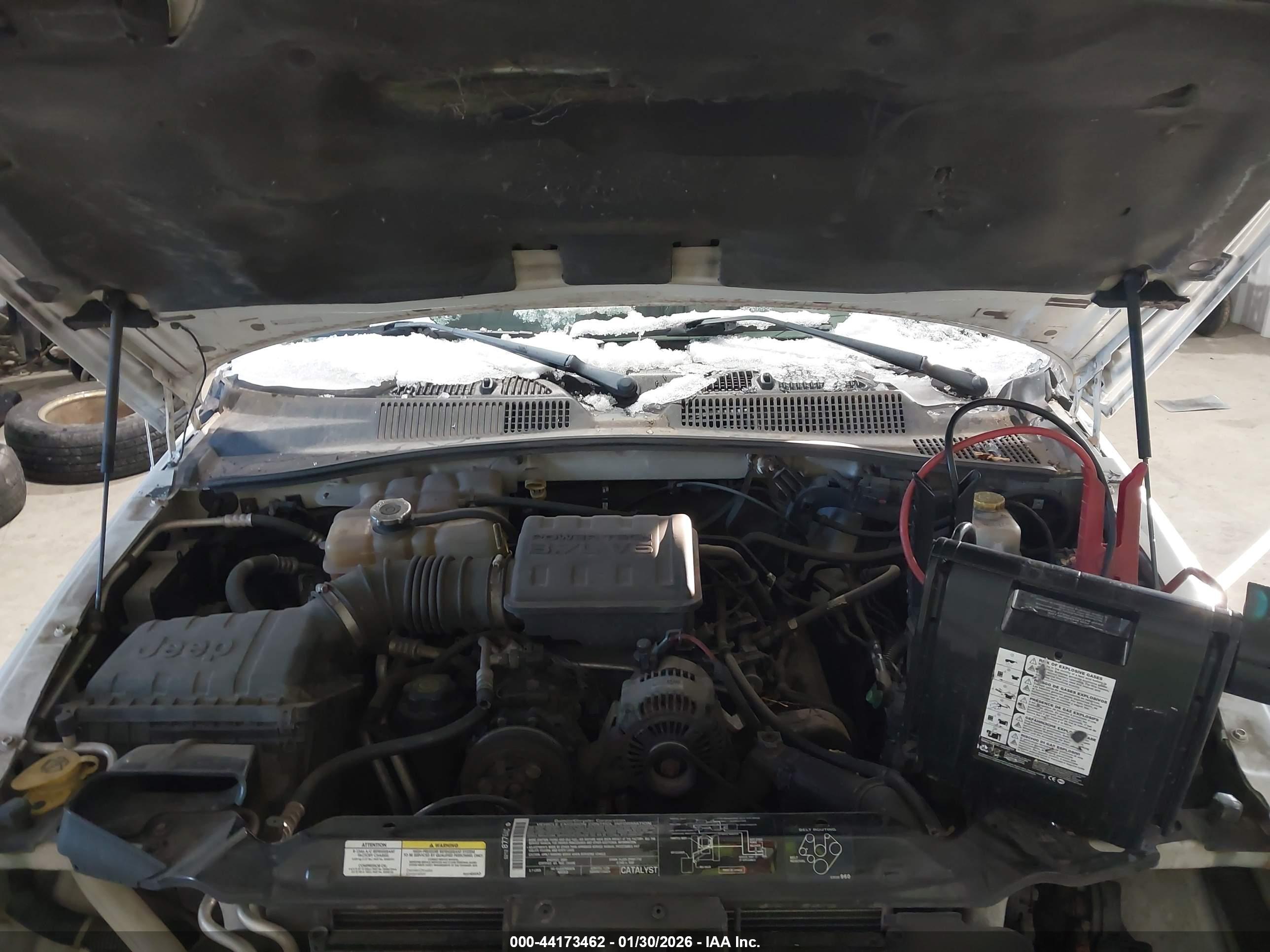 JEEP LIBERTY image 10