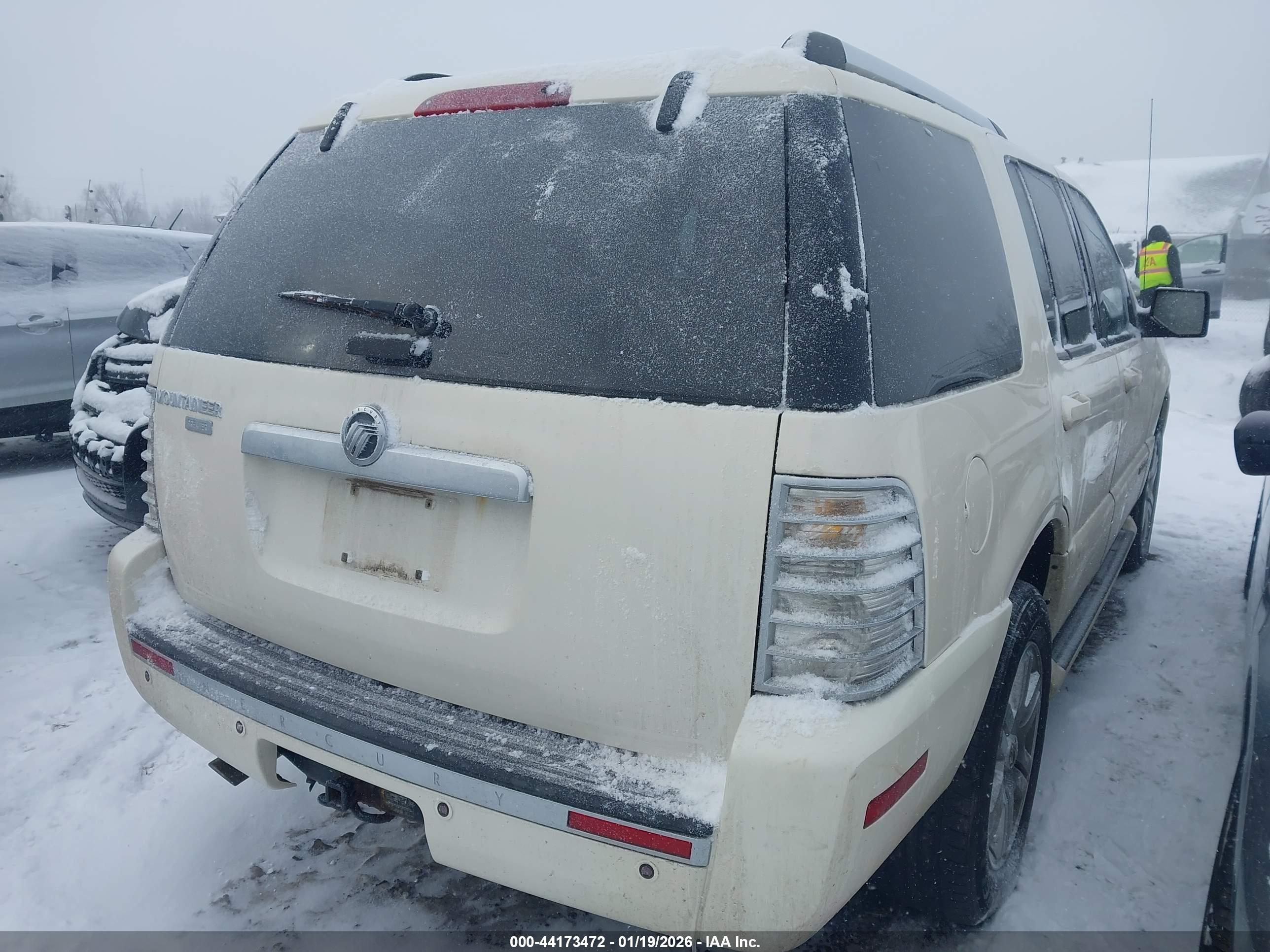 MERCURY MOUNTAINEER image 4