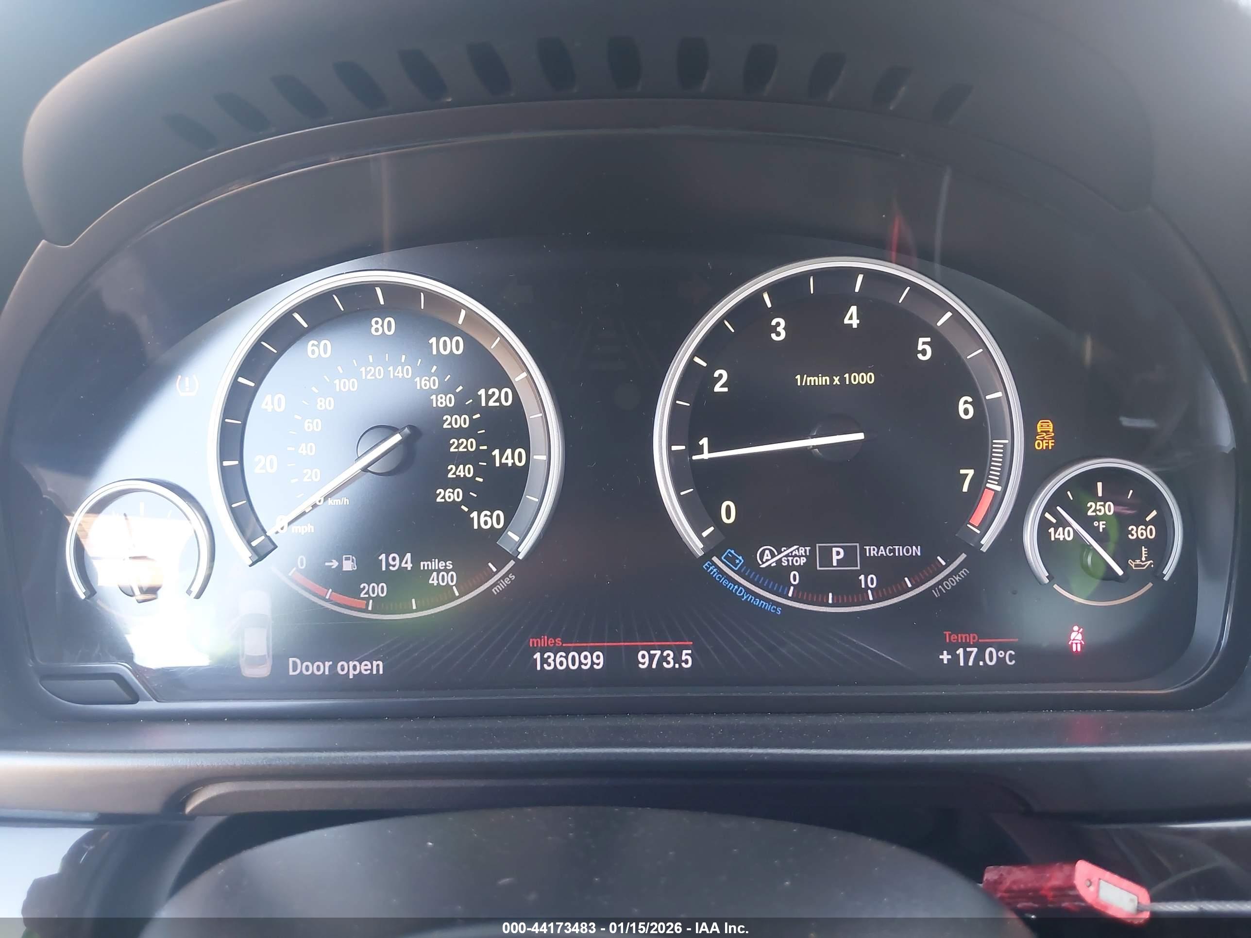 BMW 528I image 7