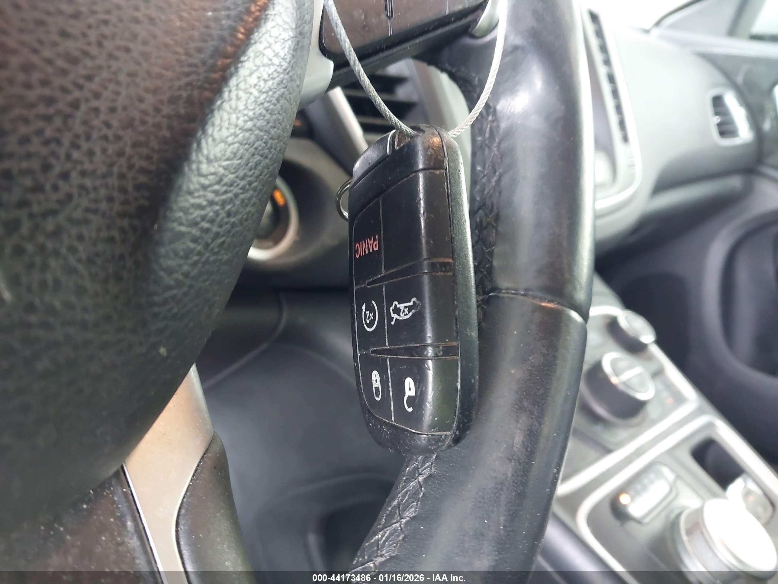 CHRYSLER 200 image 11