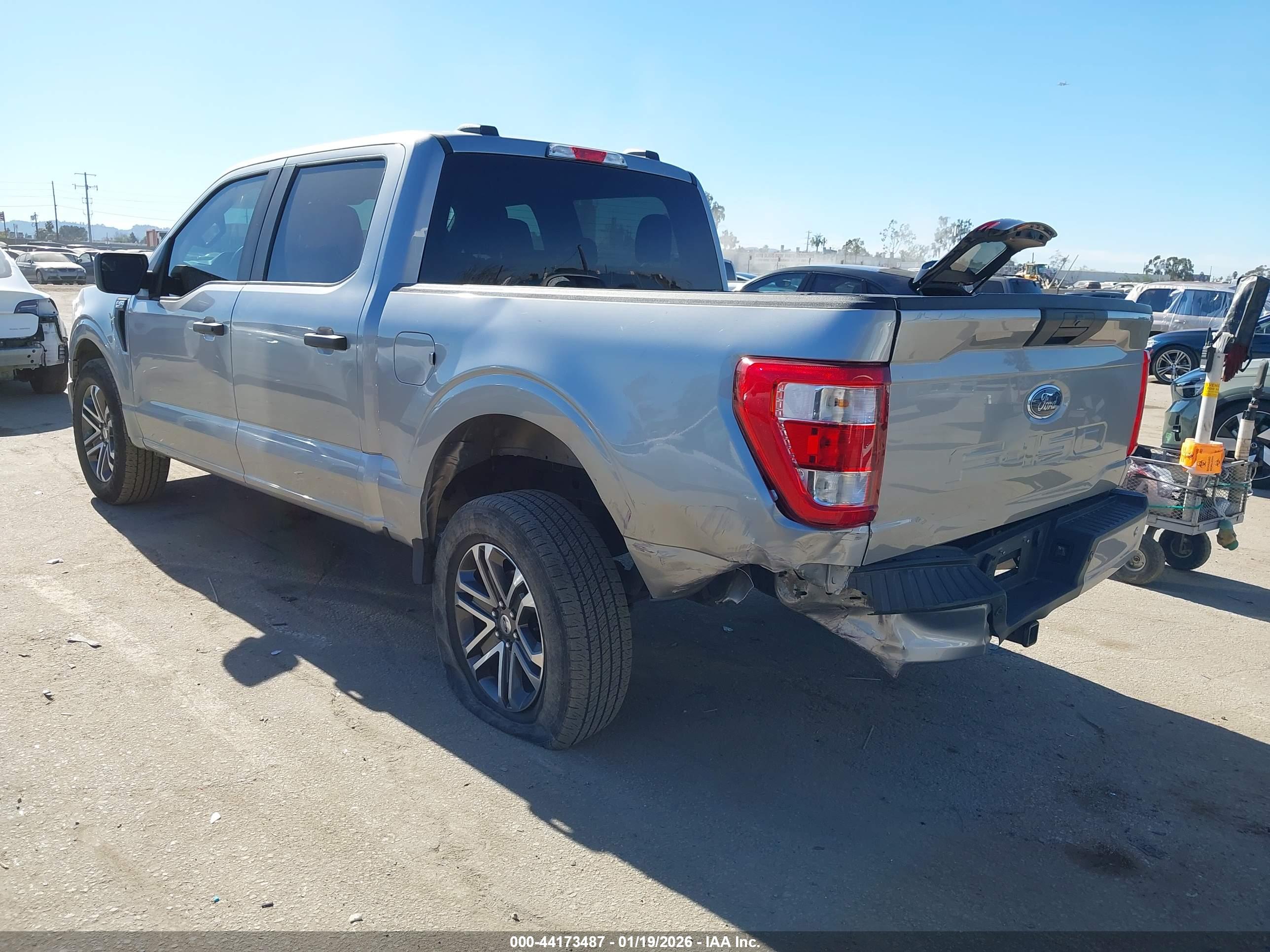 FORD F-150 image 3