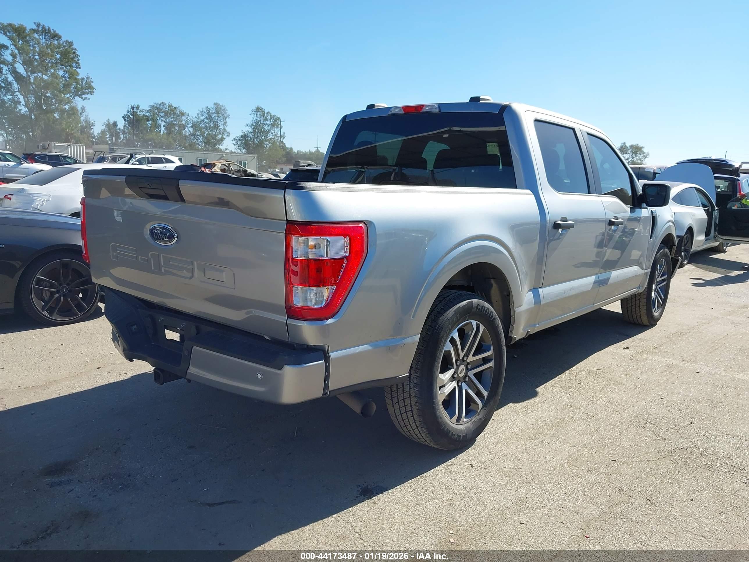 FORD F-150 image 4