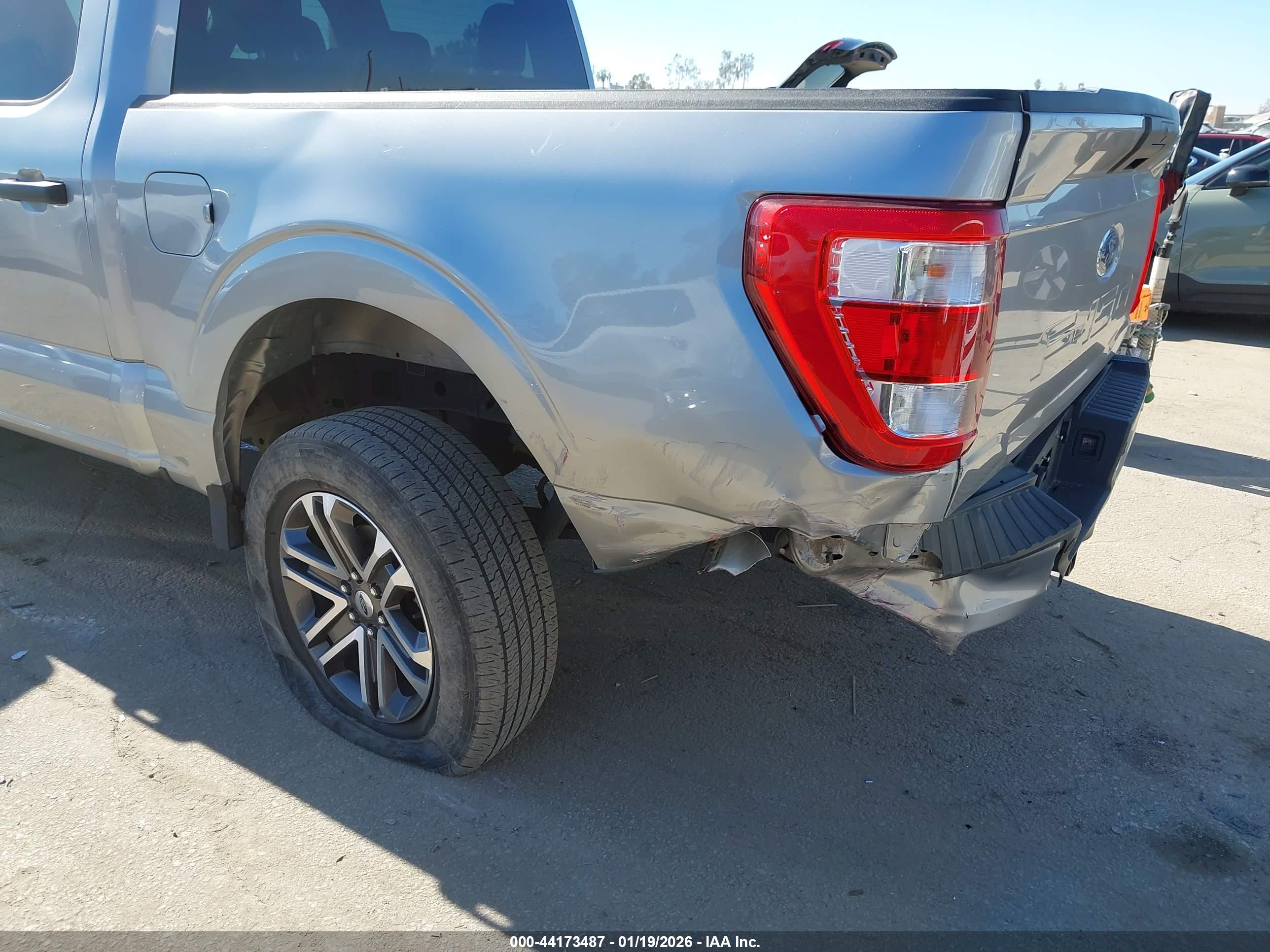 FORD F-150 image 6