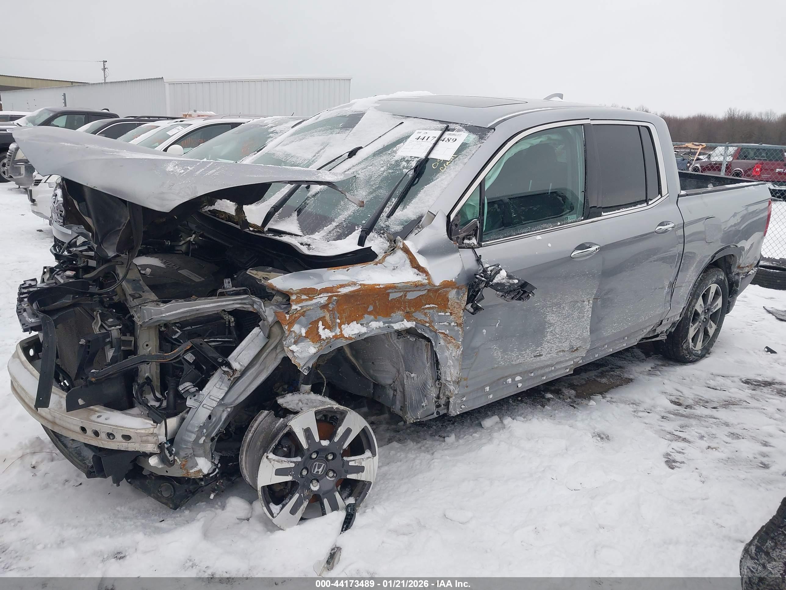 HONDA RIDGELINE image 2