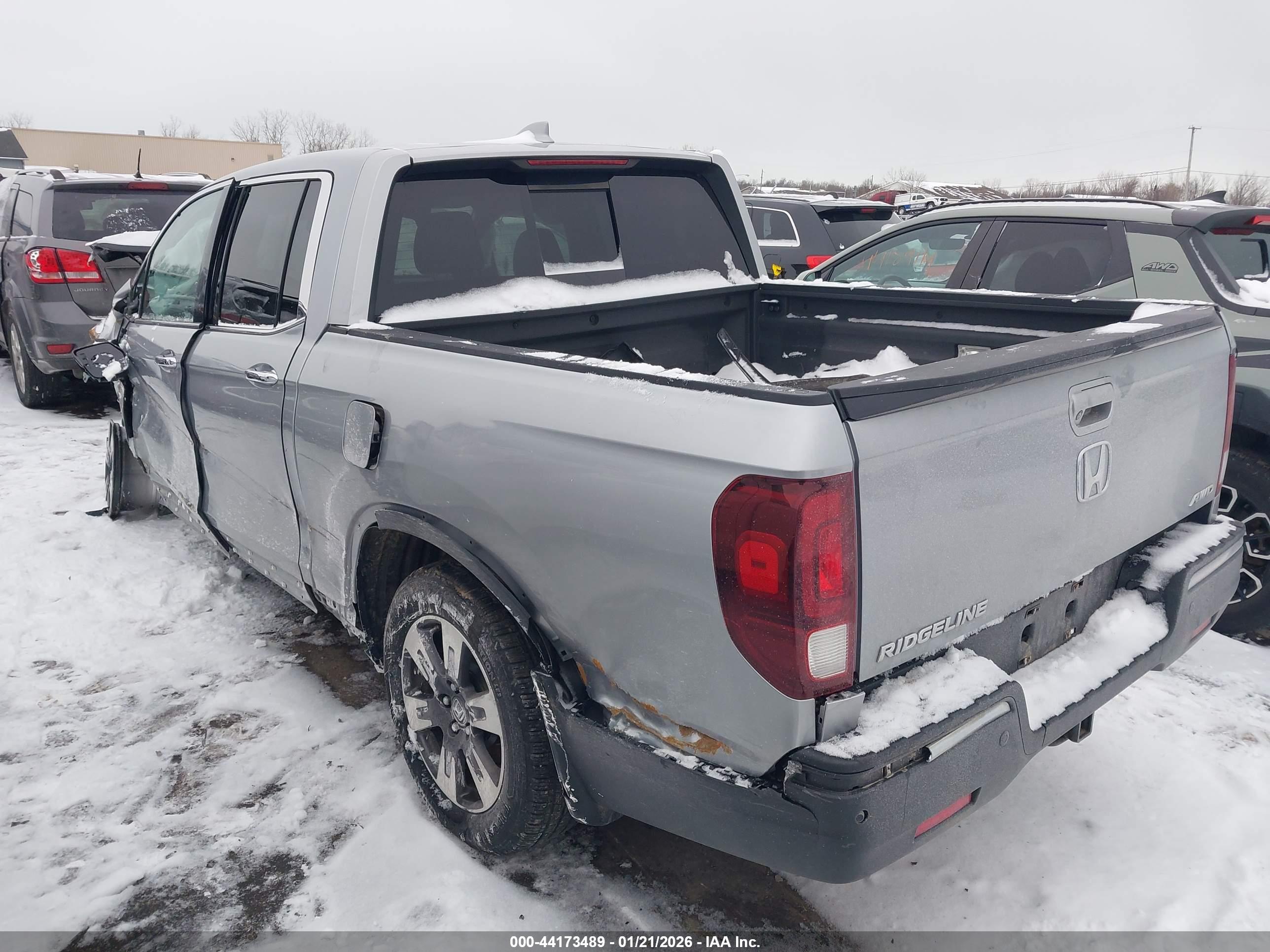 HONDA RIDGELINE image 3