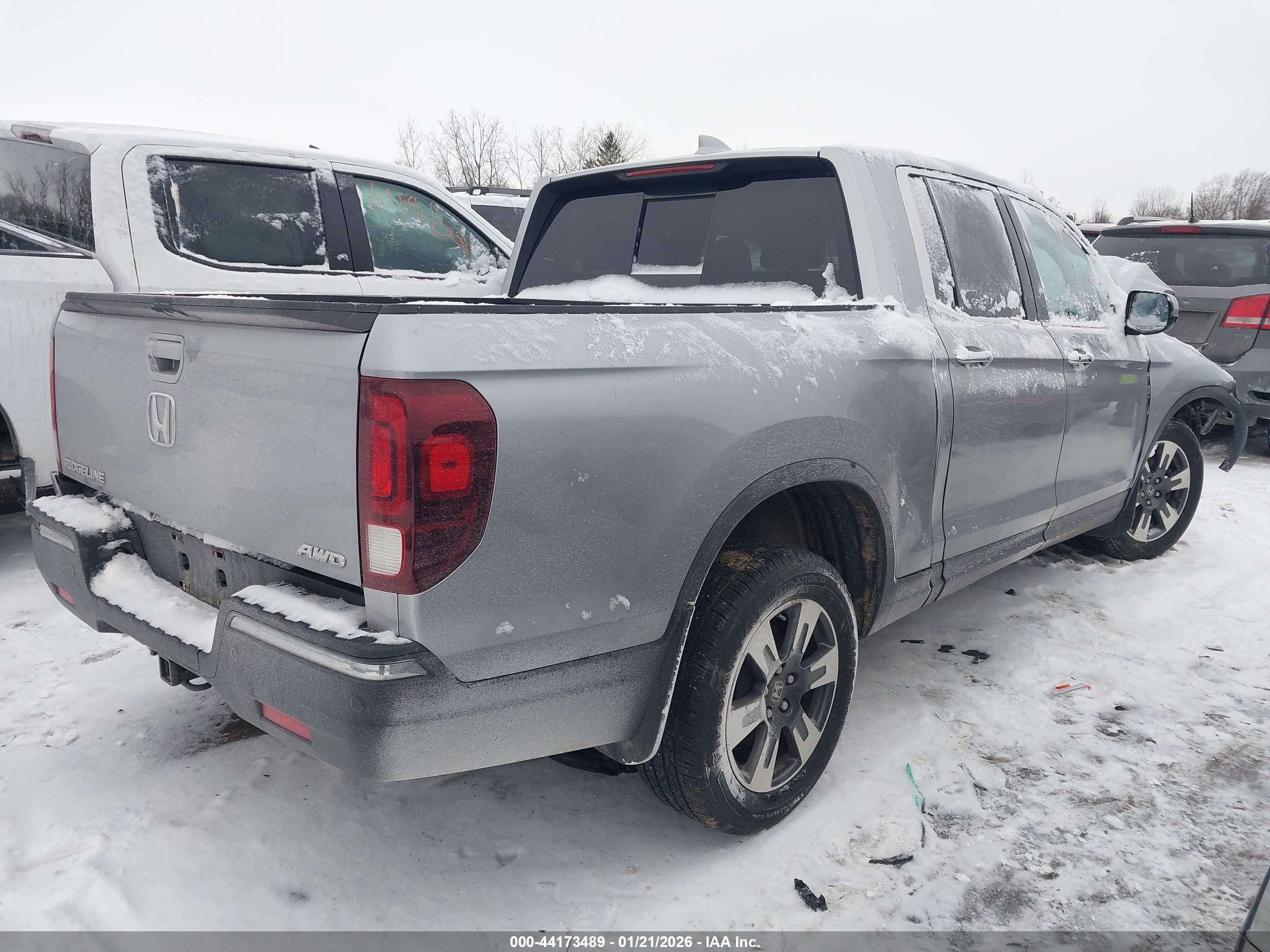 HONDA RIDGELINE image 4