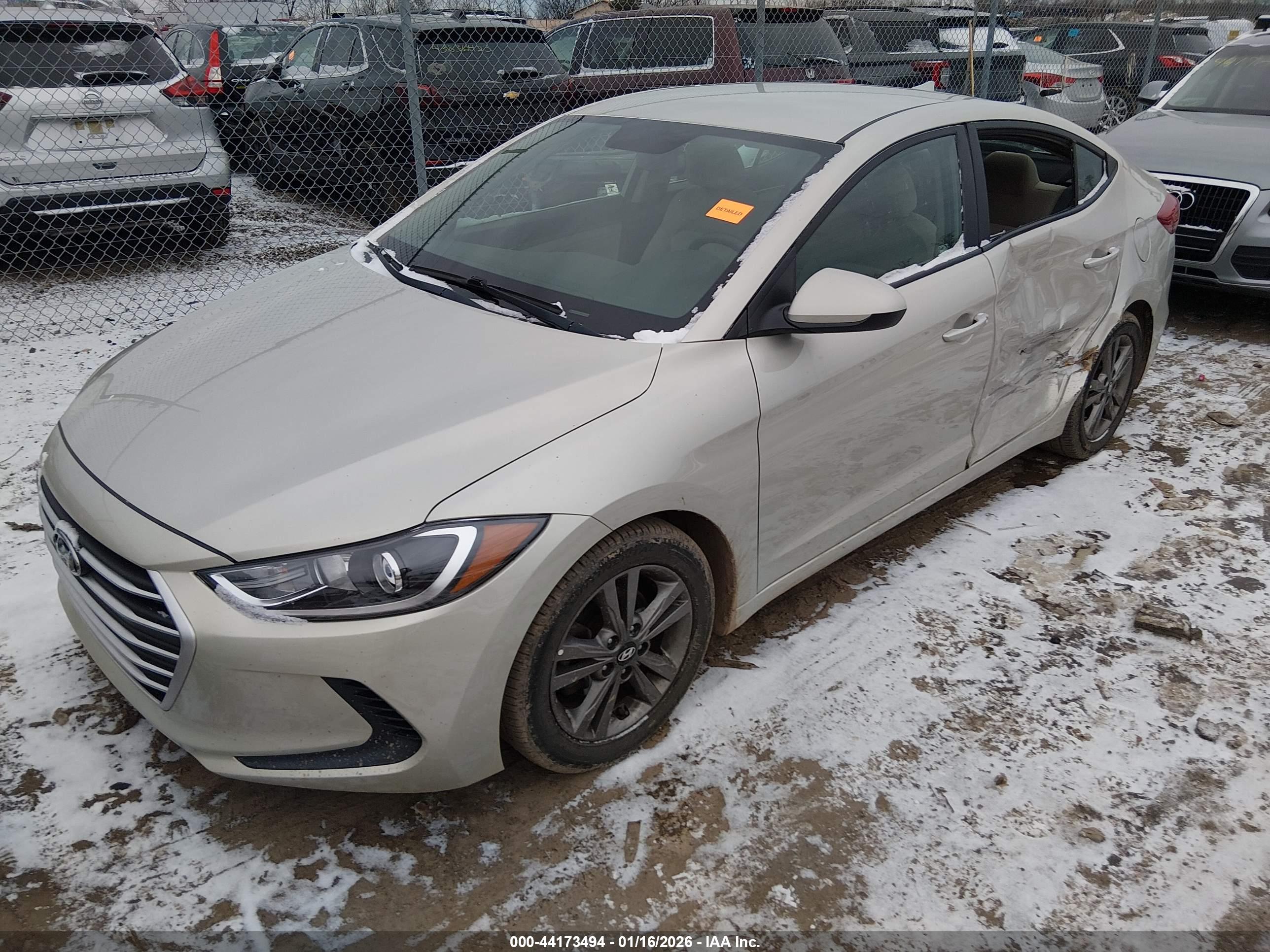 HYUNDAI ELANTRA image 2