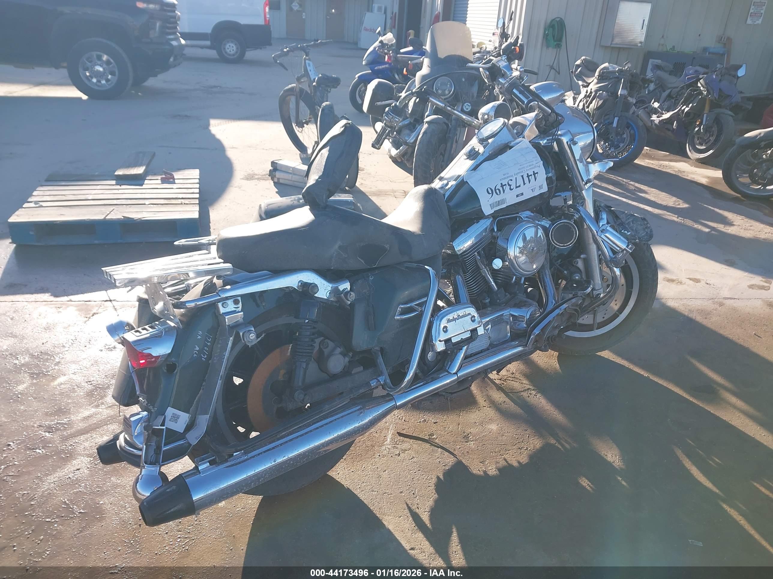 HARLEY-DAVIDSON FLHR image 4