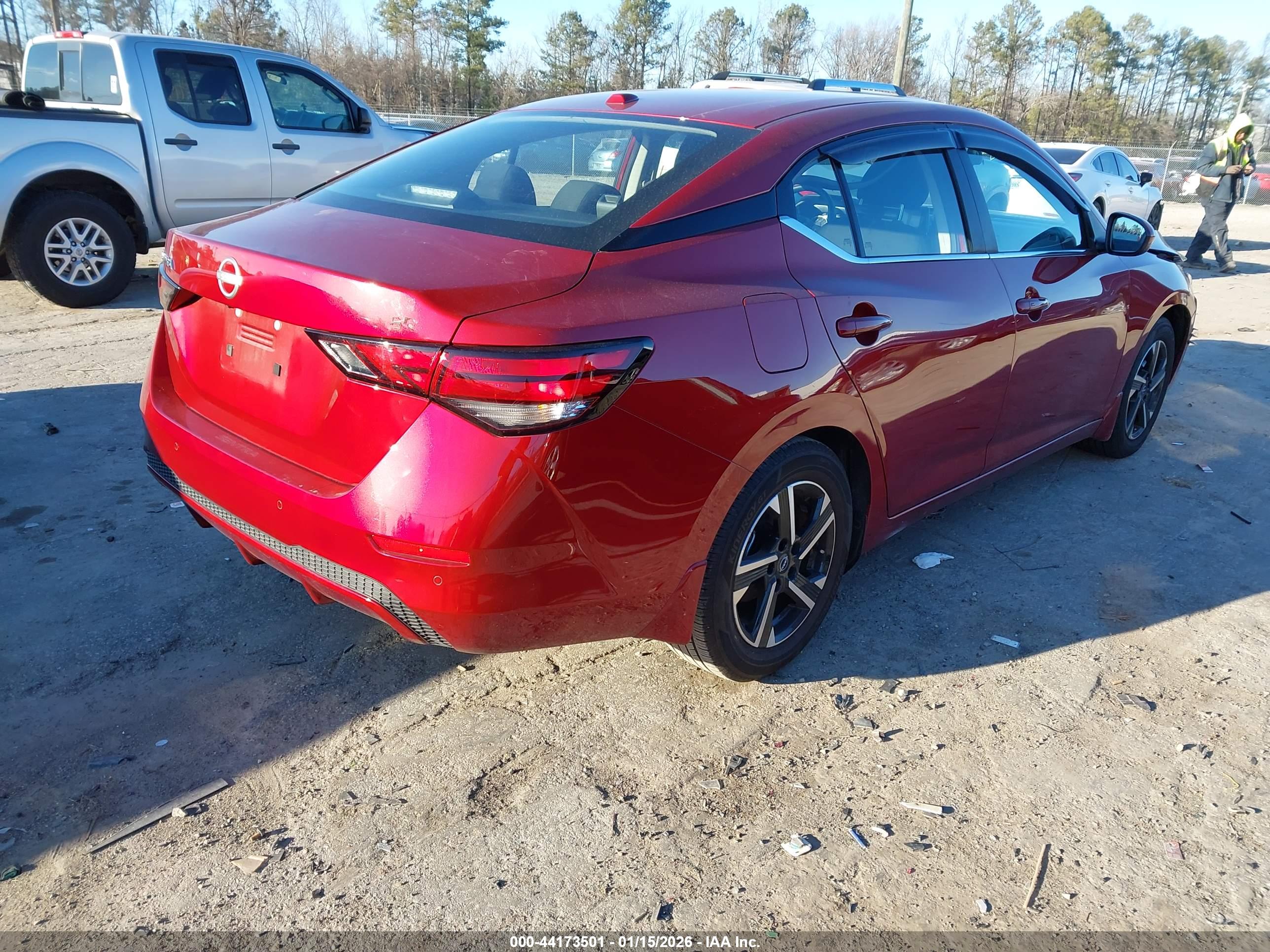 NISSAN SENTRA image 4