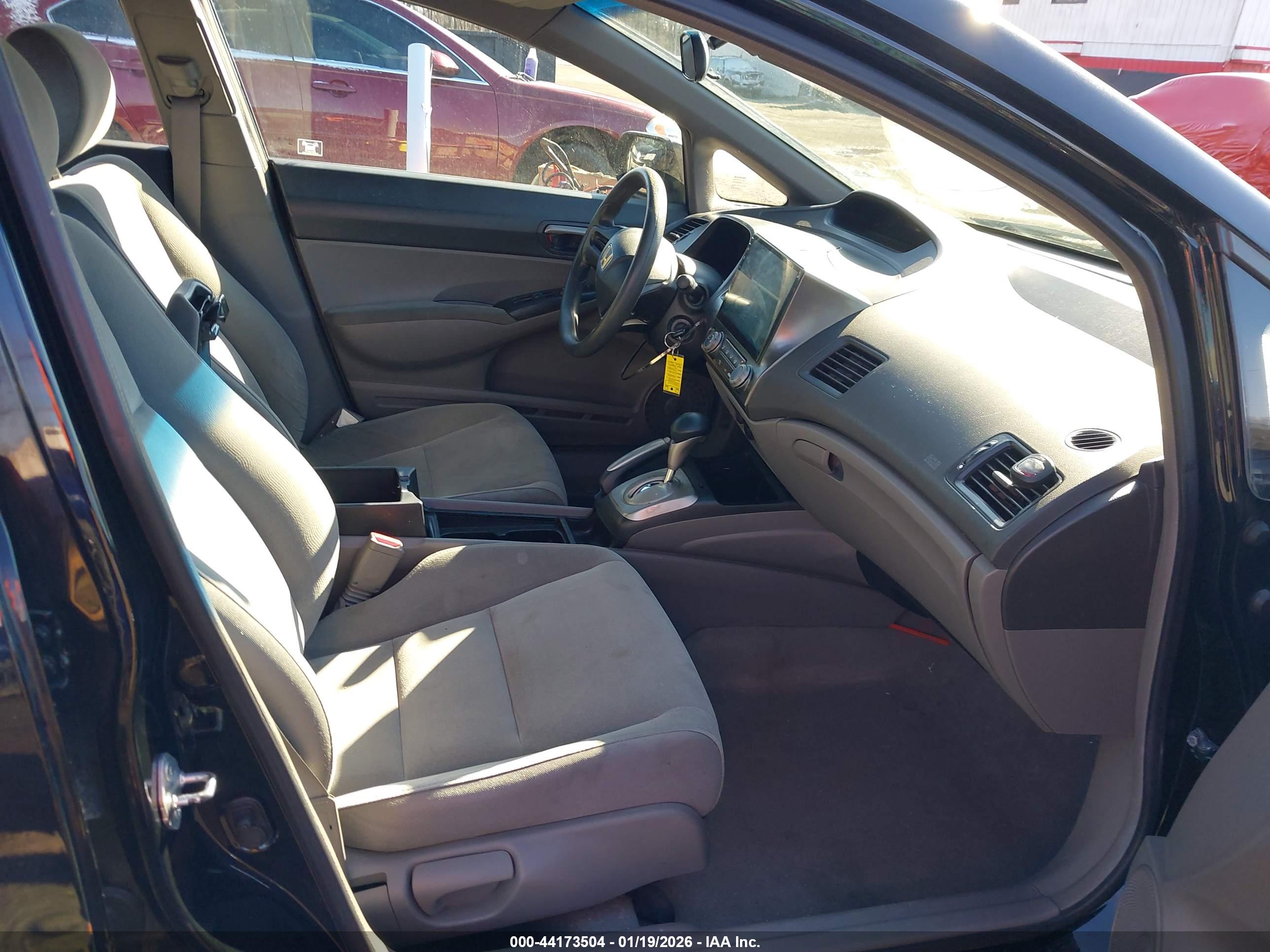 HONDA CIVIC image 5