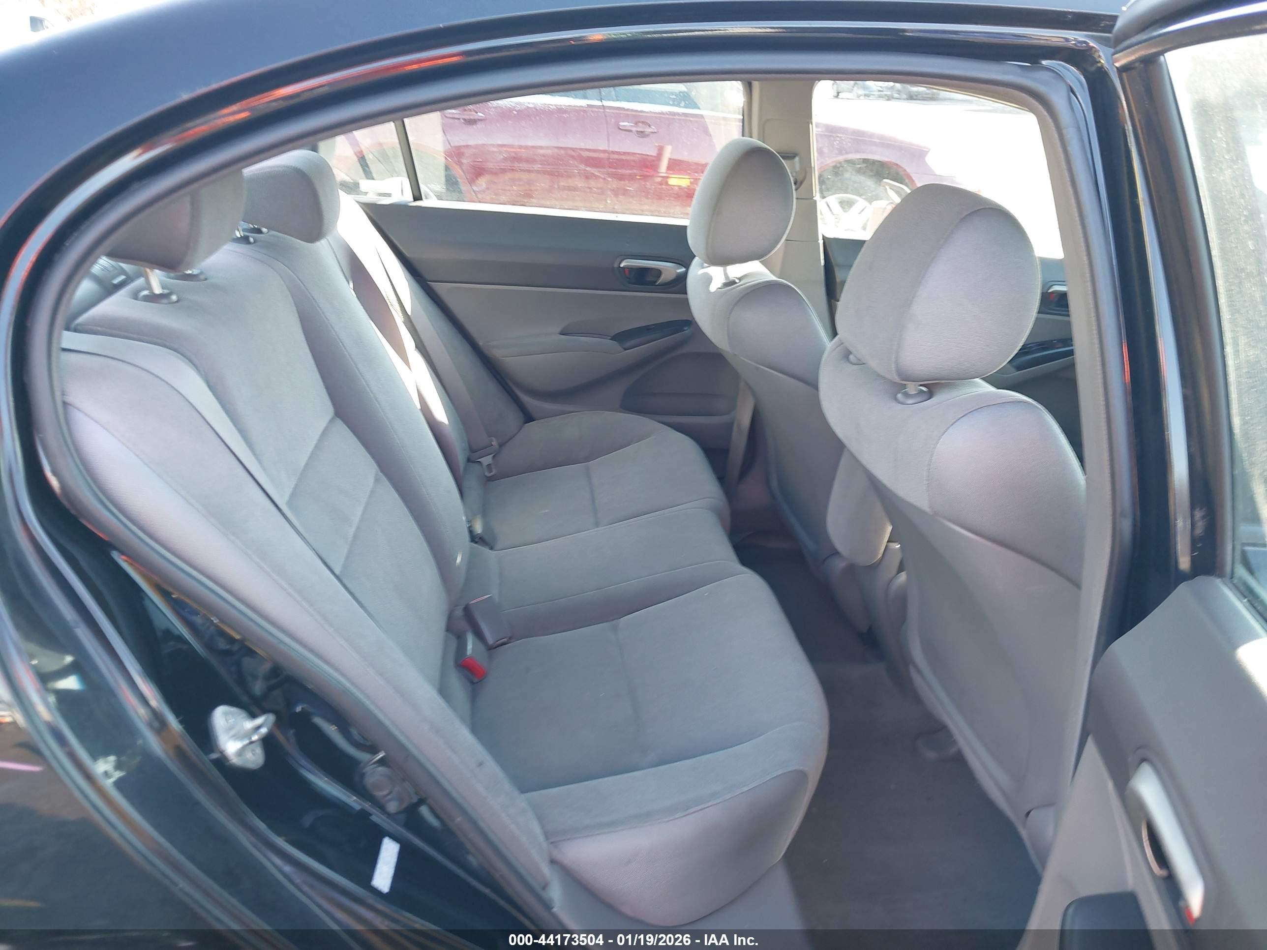 HONDA CIVIC image 8