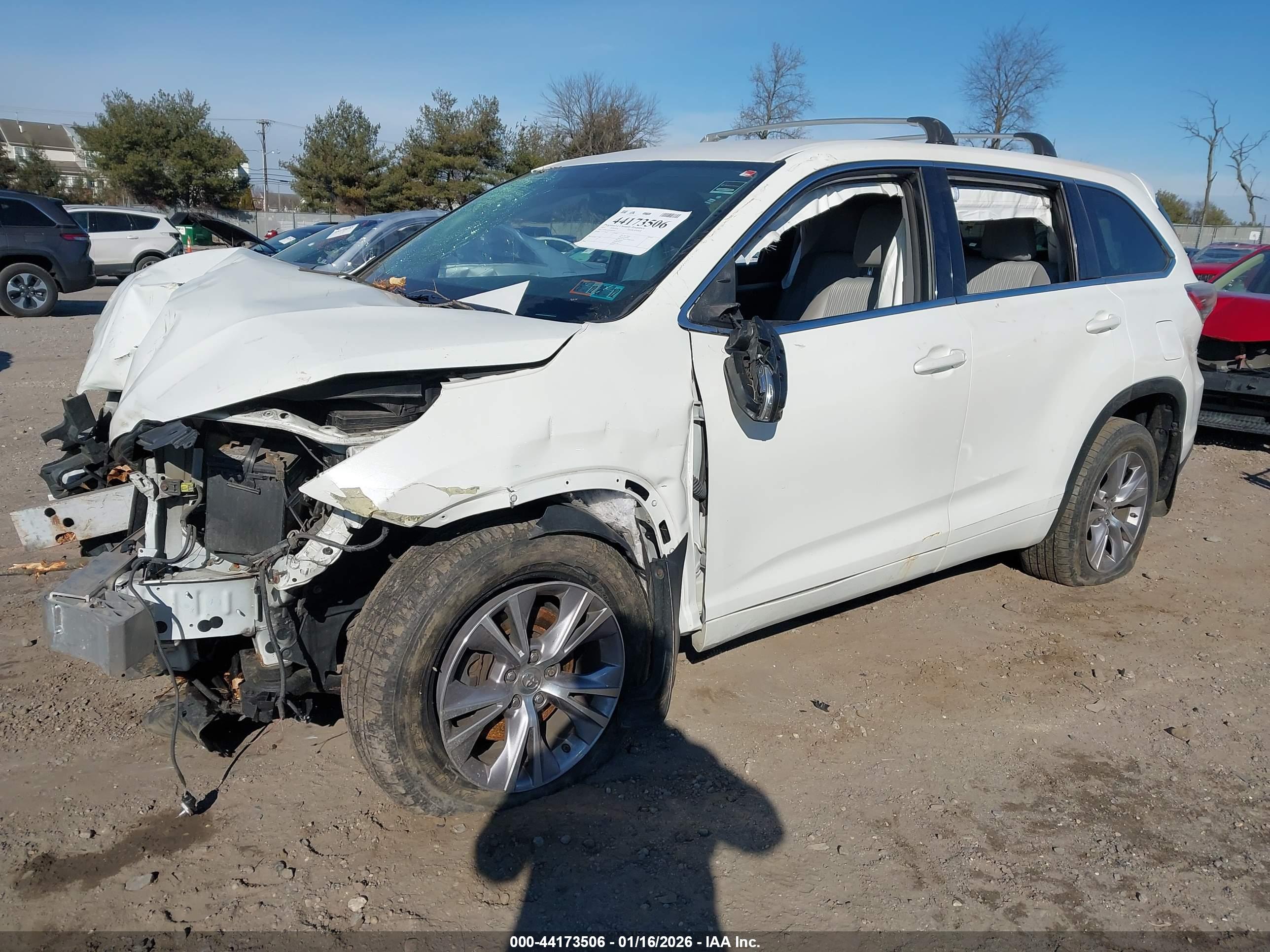 TOYOTA HIGHLANDER image 2