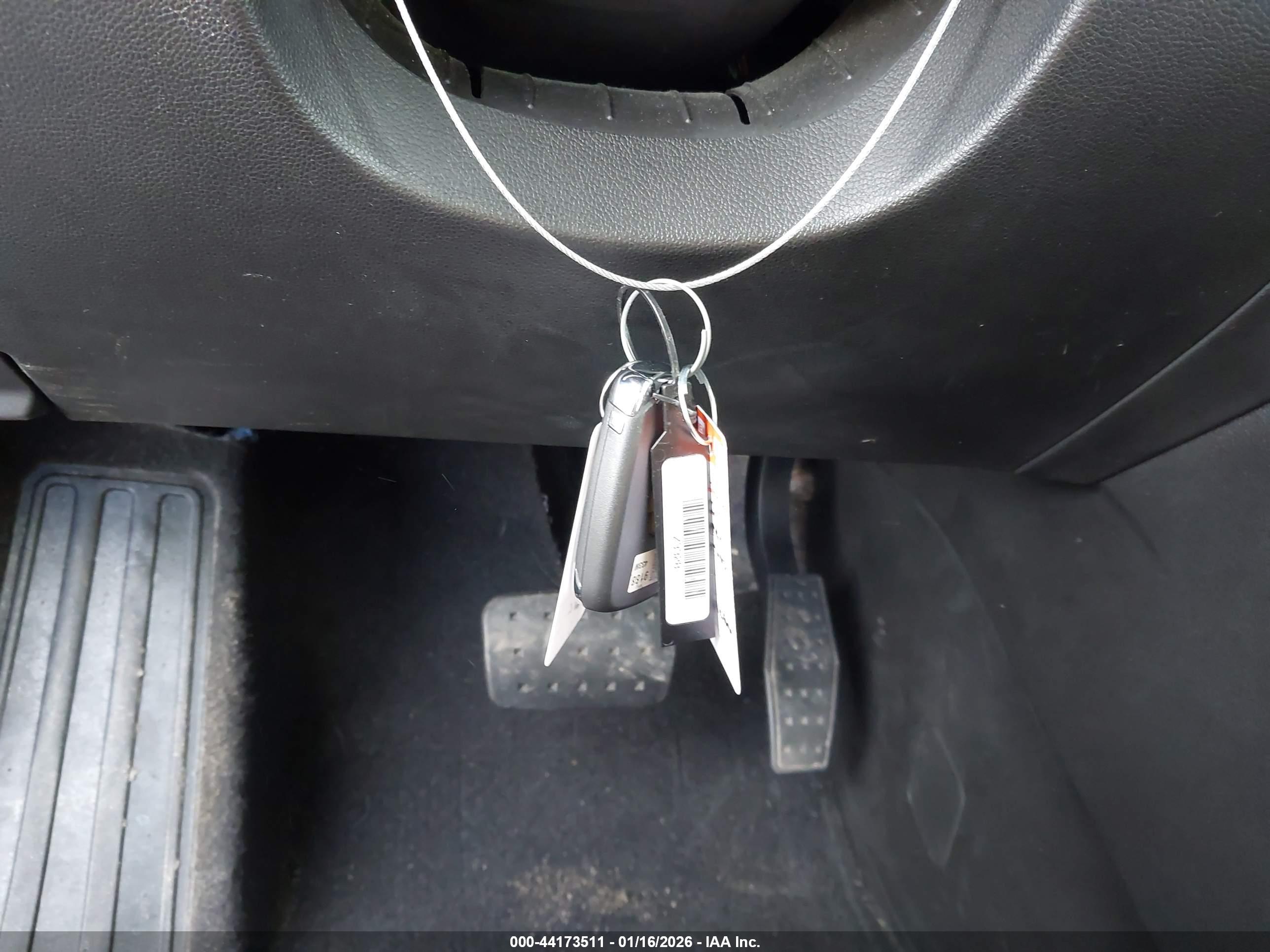 CHEVROLET TRAVERSE image 11