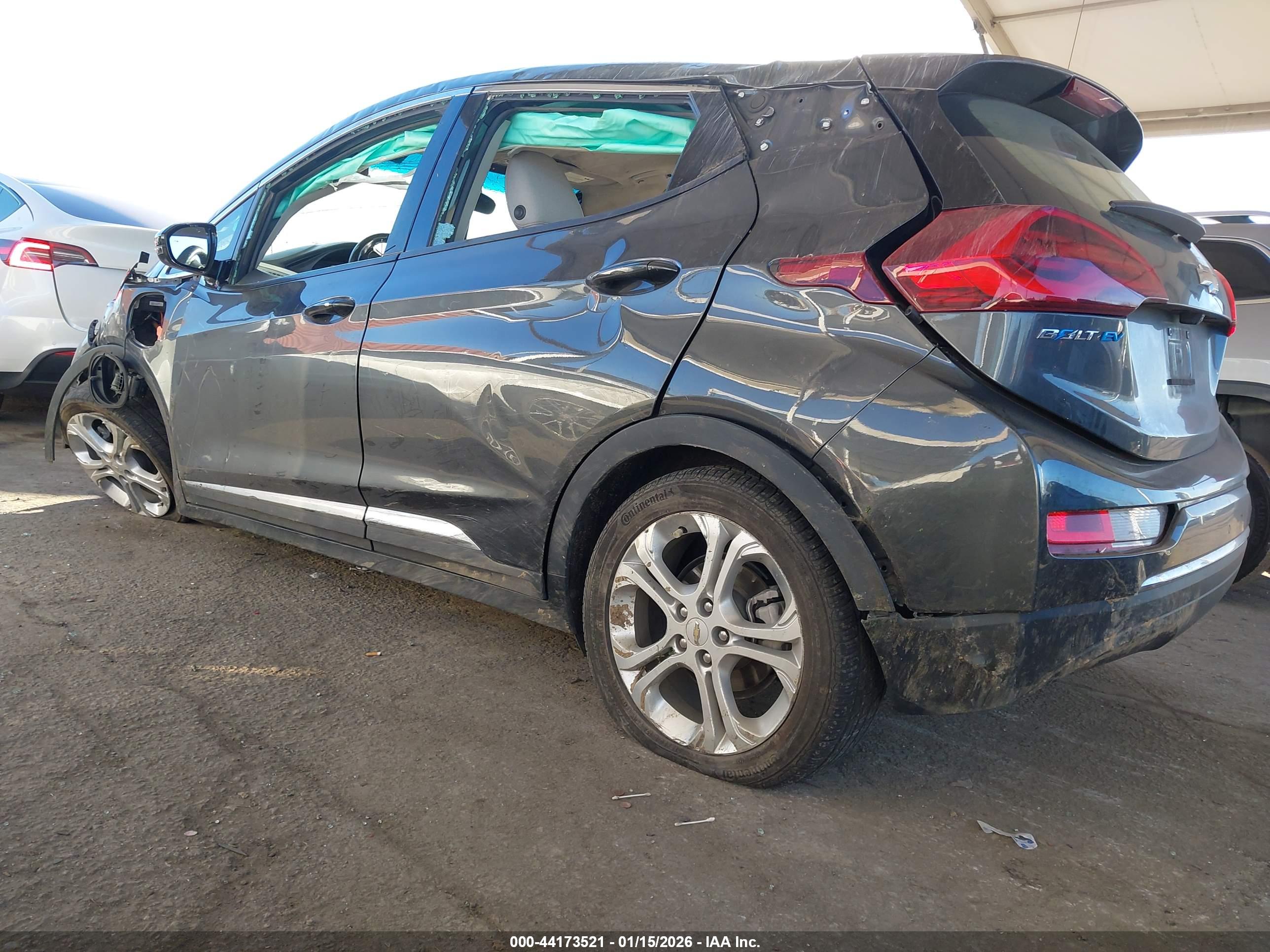 CHEVROLET BOLT image 3