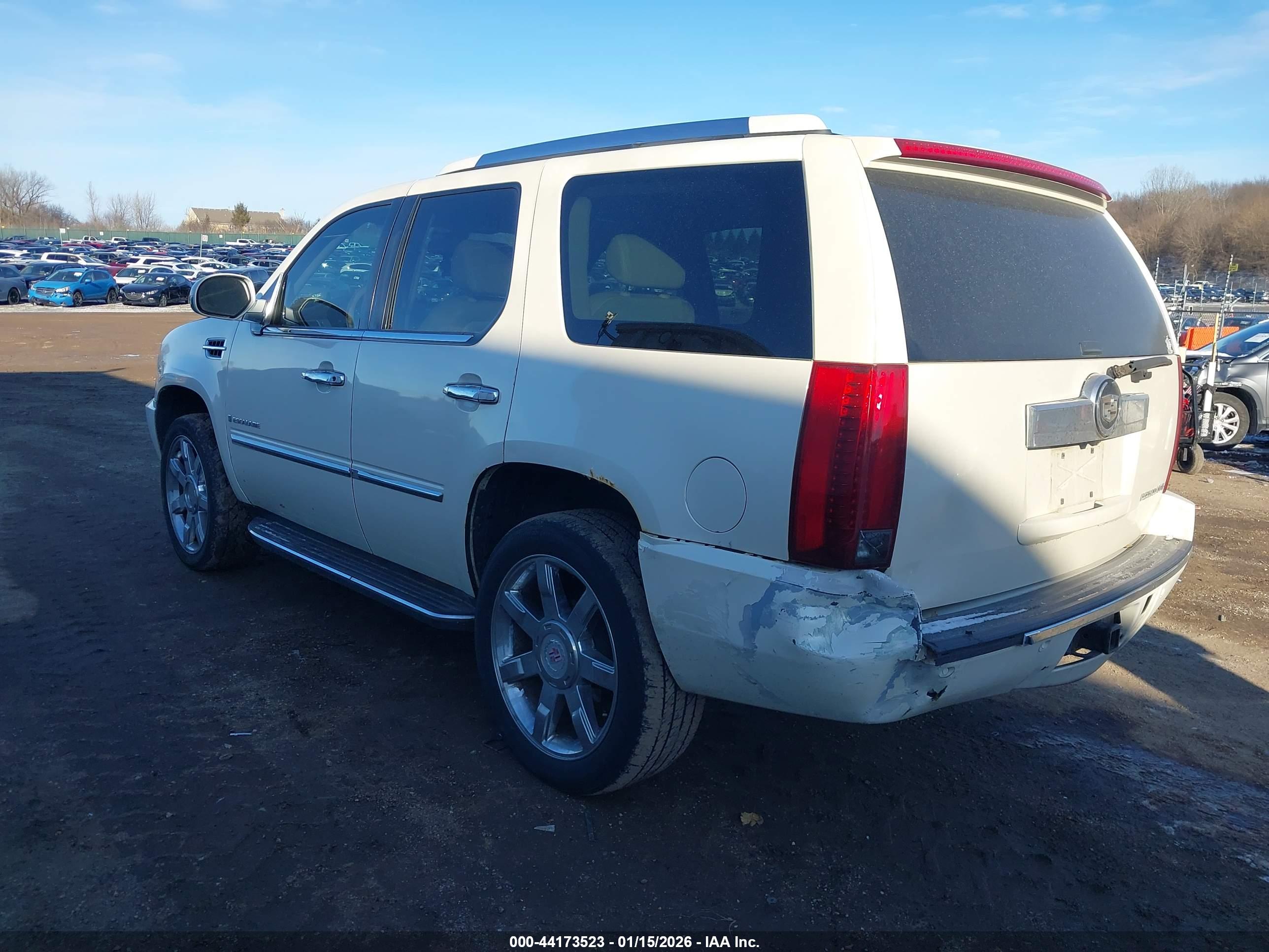 CADILLAC ESCALADE image 3