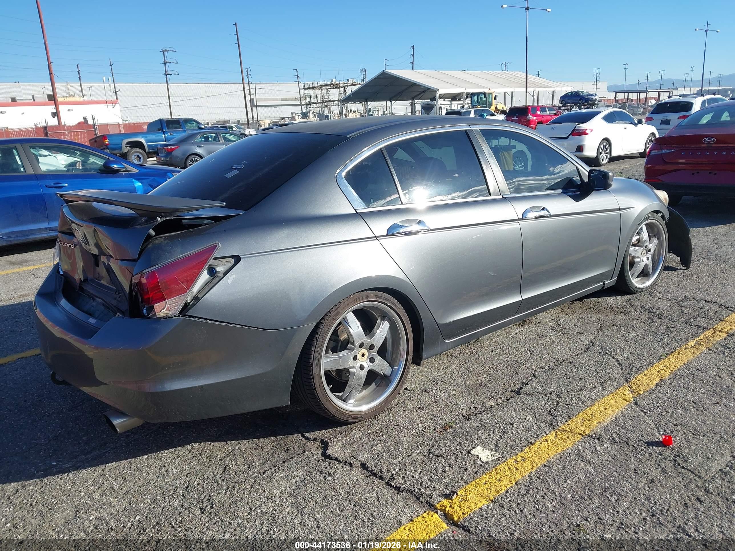 HONDA ACCORD image 4