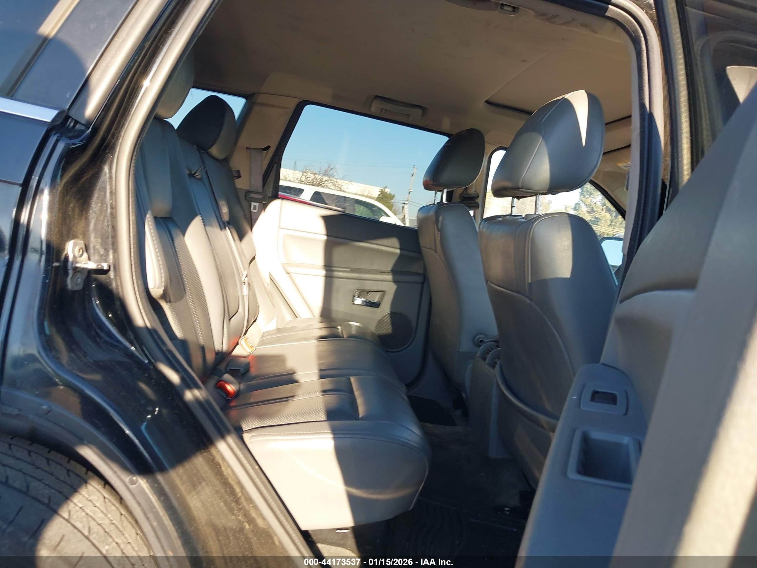 JEEP GRAND image 8
