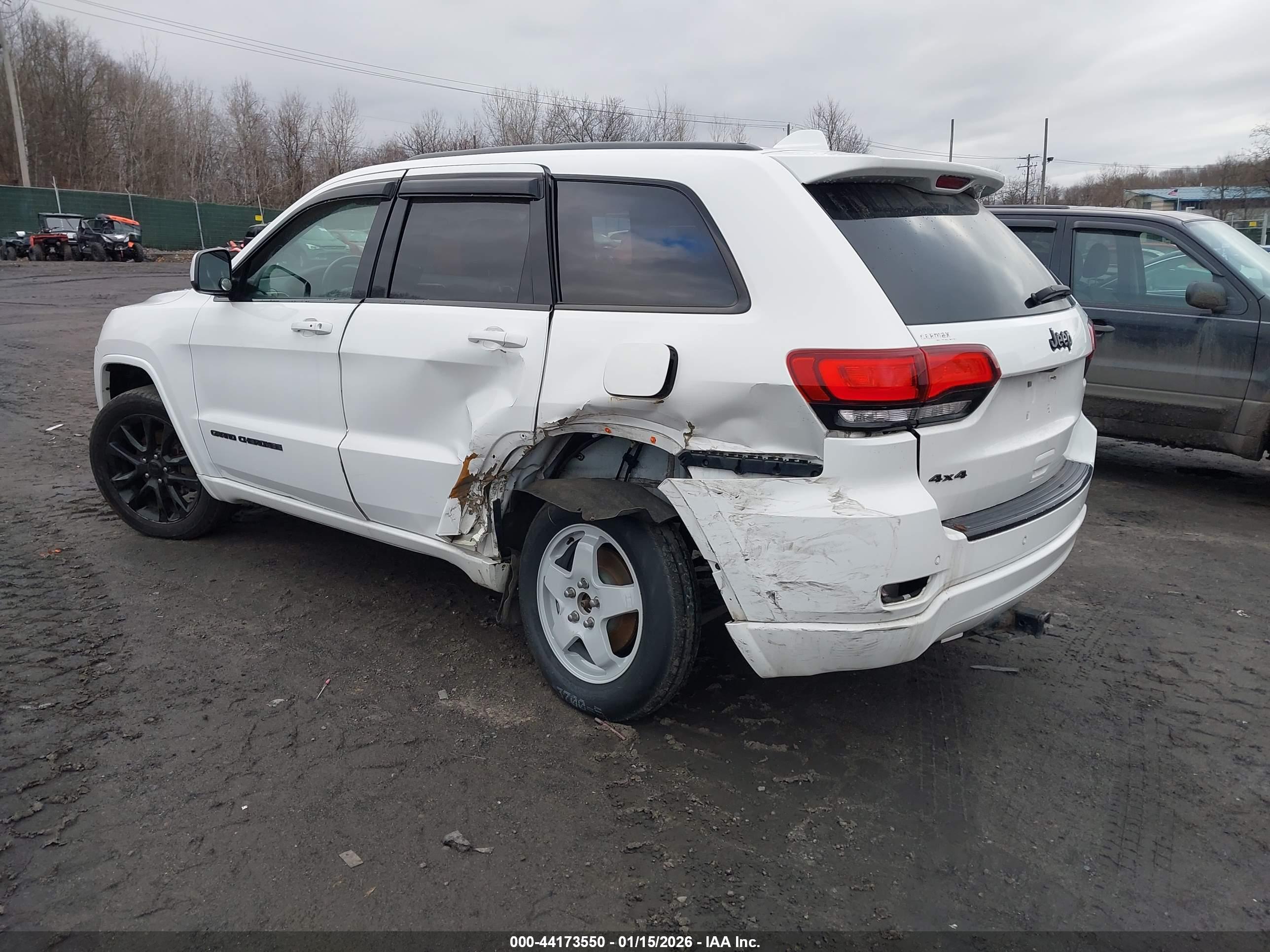 JEEP GRAND image 3