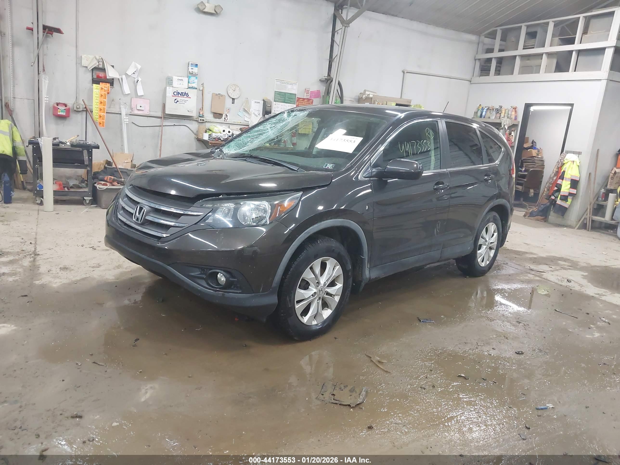 HONDA CR-V image 2
