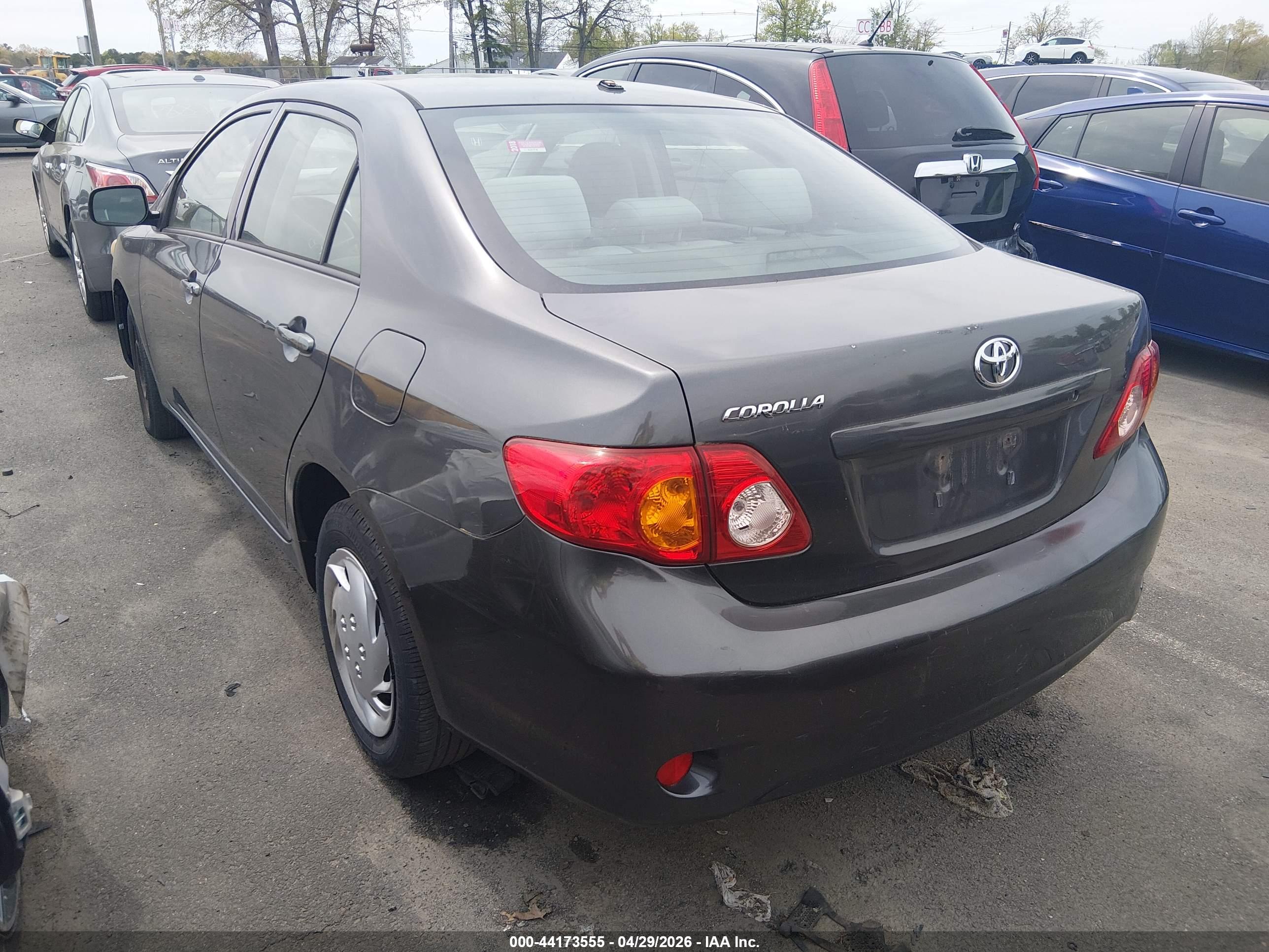 TOYOTA COROLLA image 3