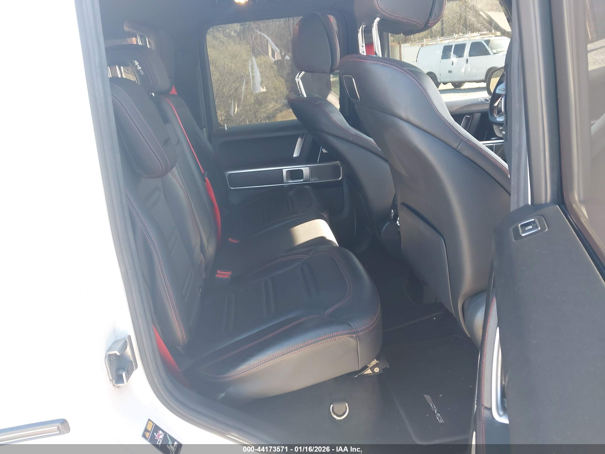 MERCEDES-BENZ G image 8