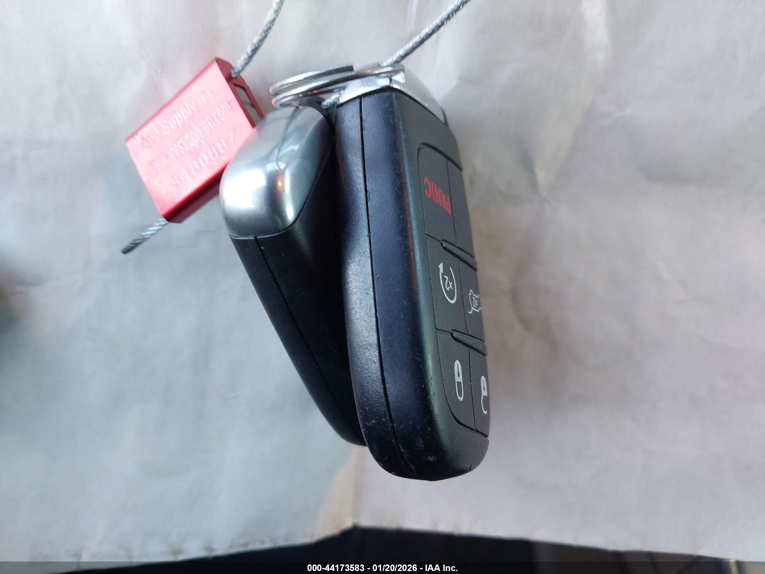 JEEP GRAND image 11
