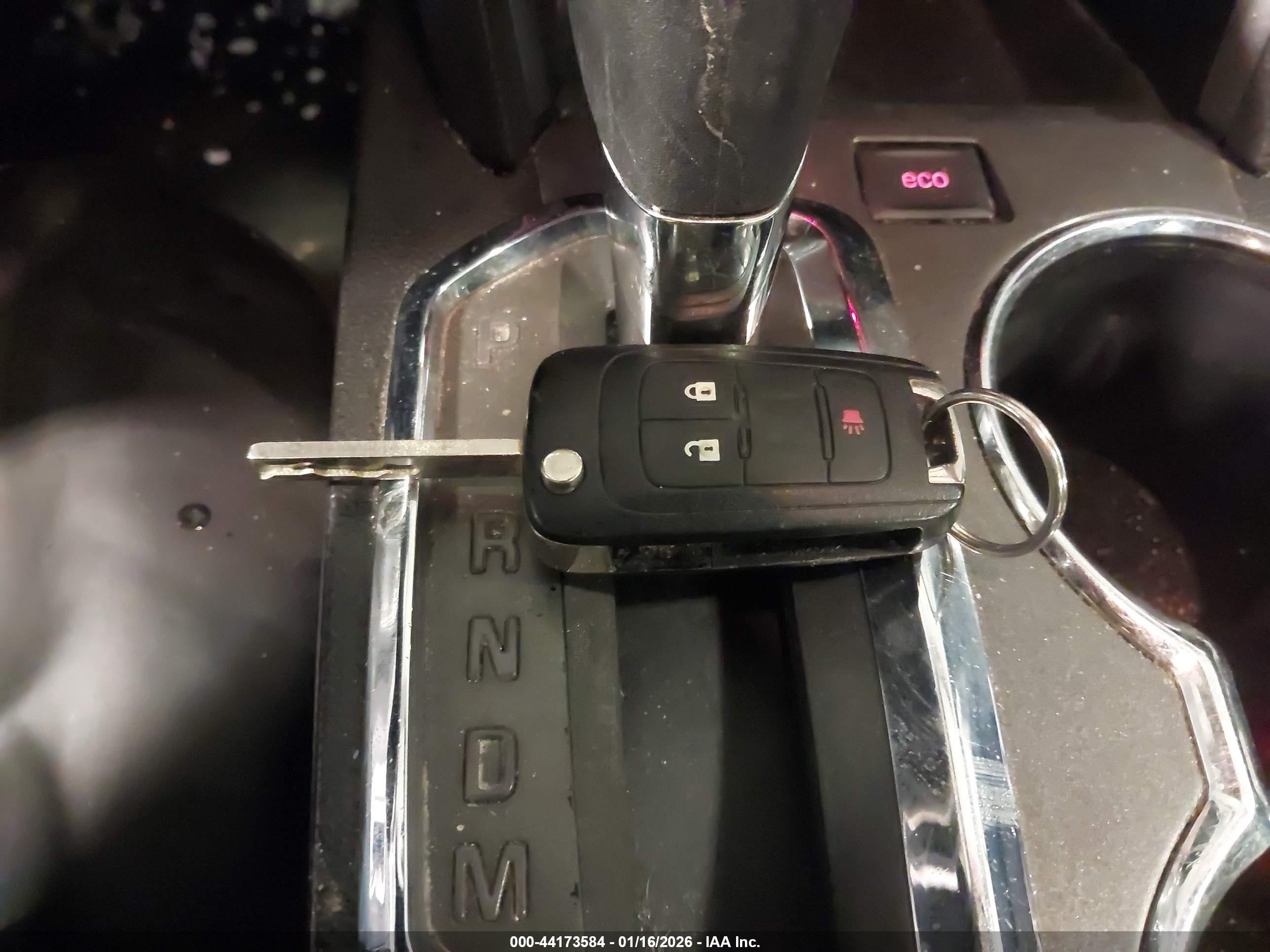 GMC TERRAIN image 11