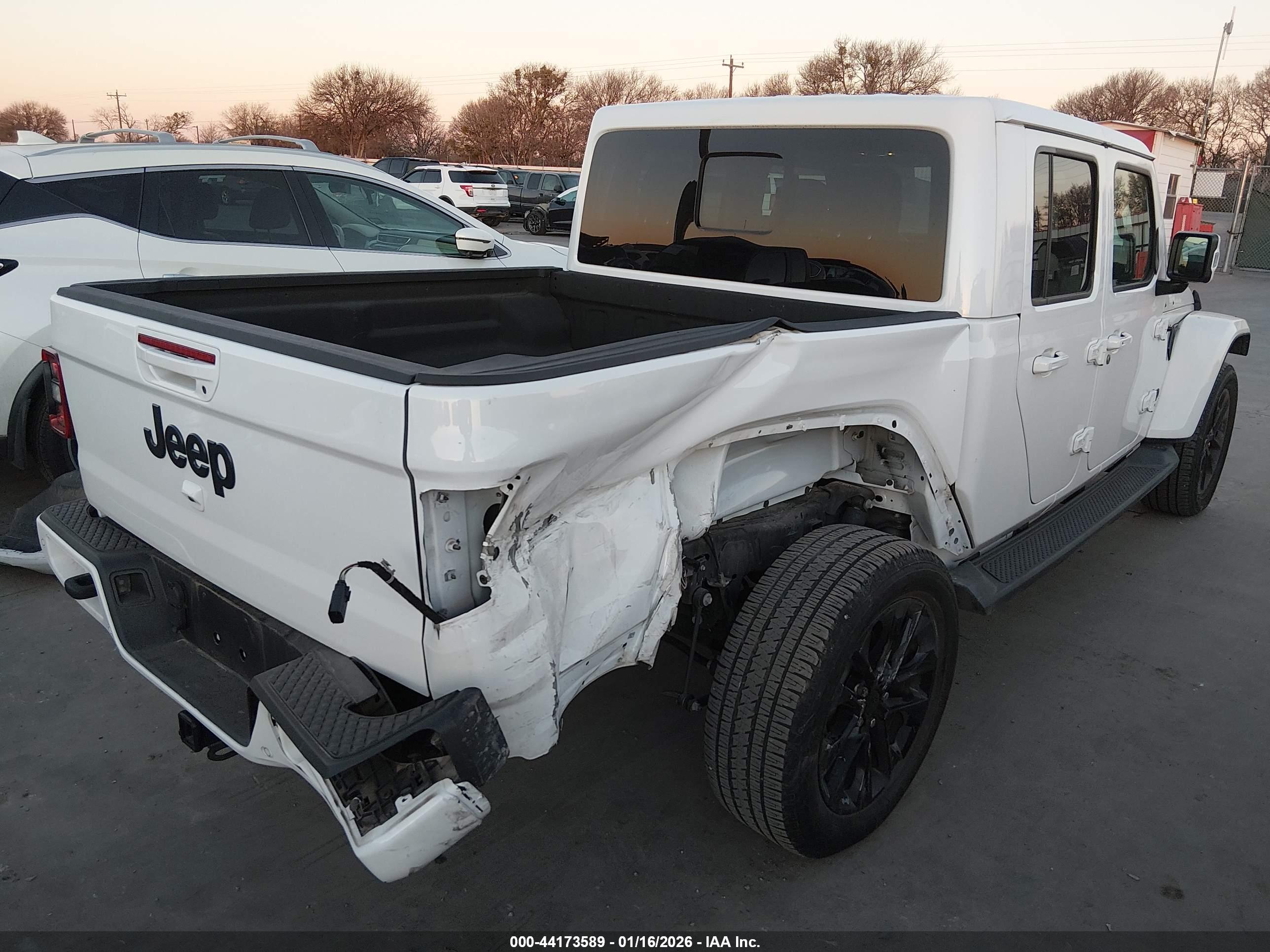 JEEP GLADIATOR image 4