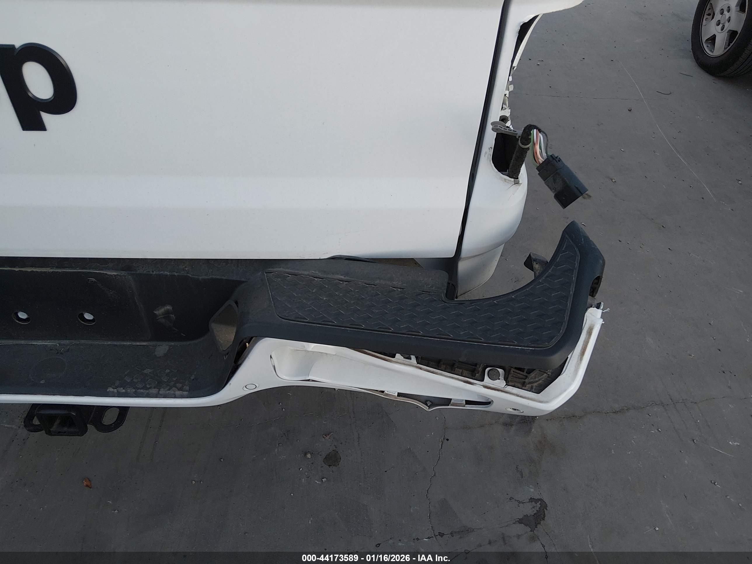 JEEP GLADIATOR image 6