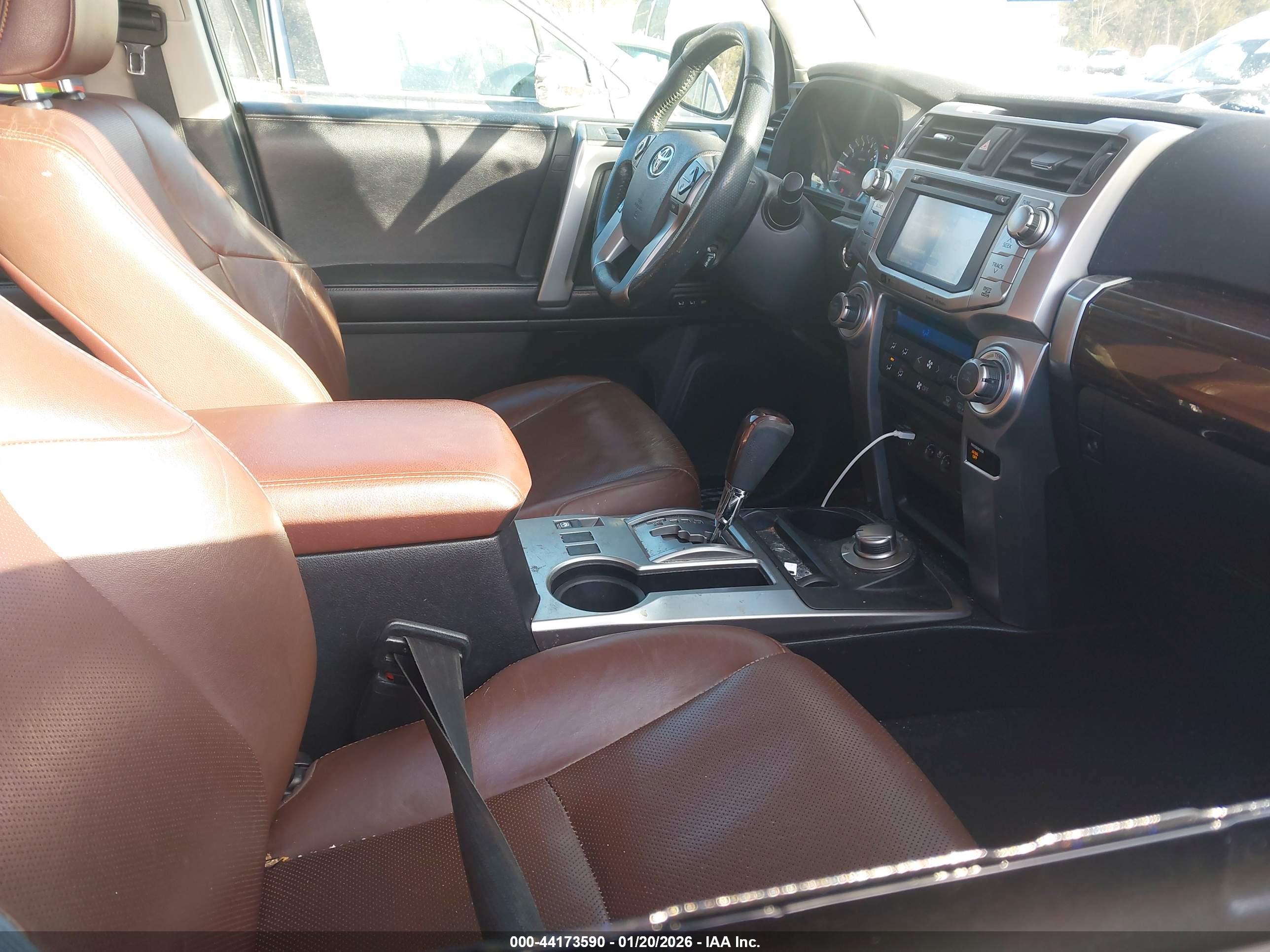 TOYOTA 4RUNNER image 5