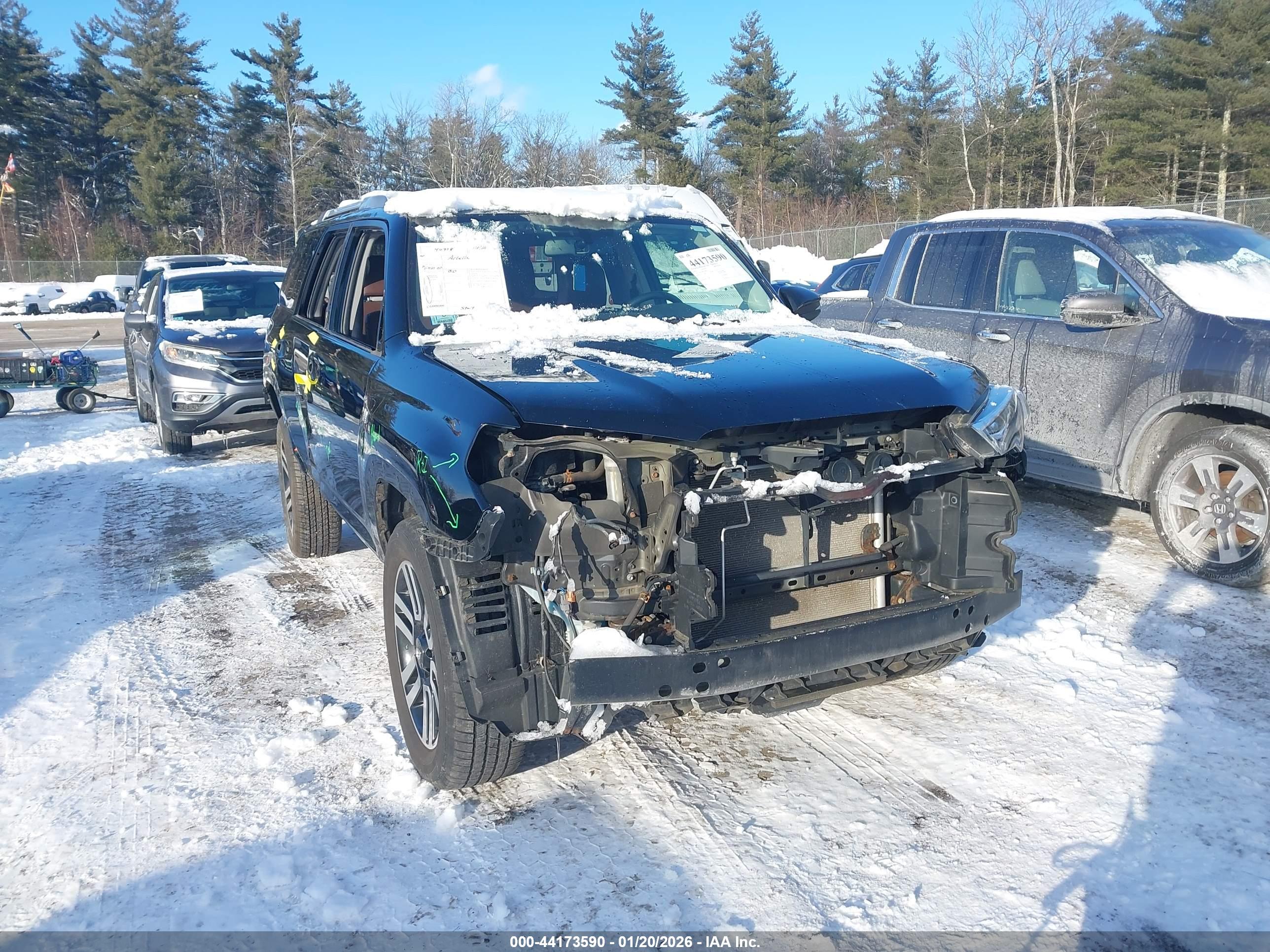 TOYOTA 4RUNNER image 6
