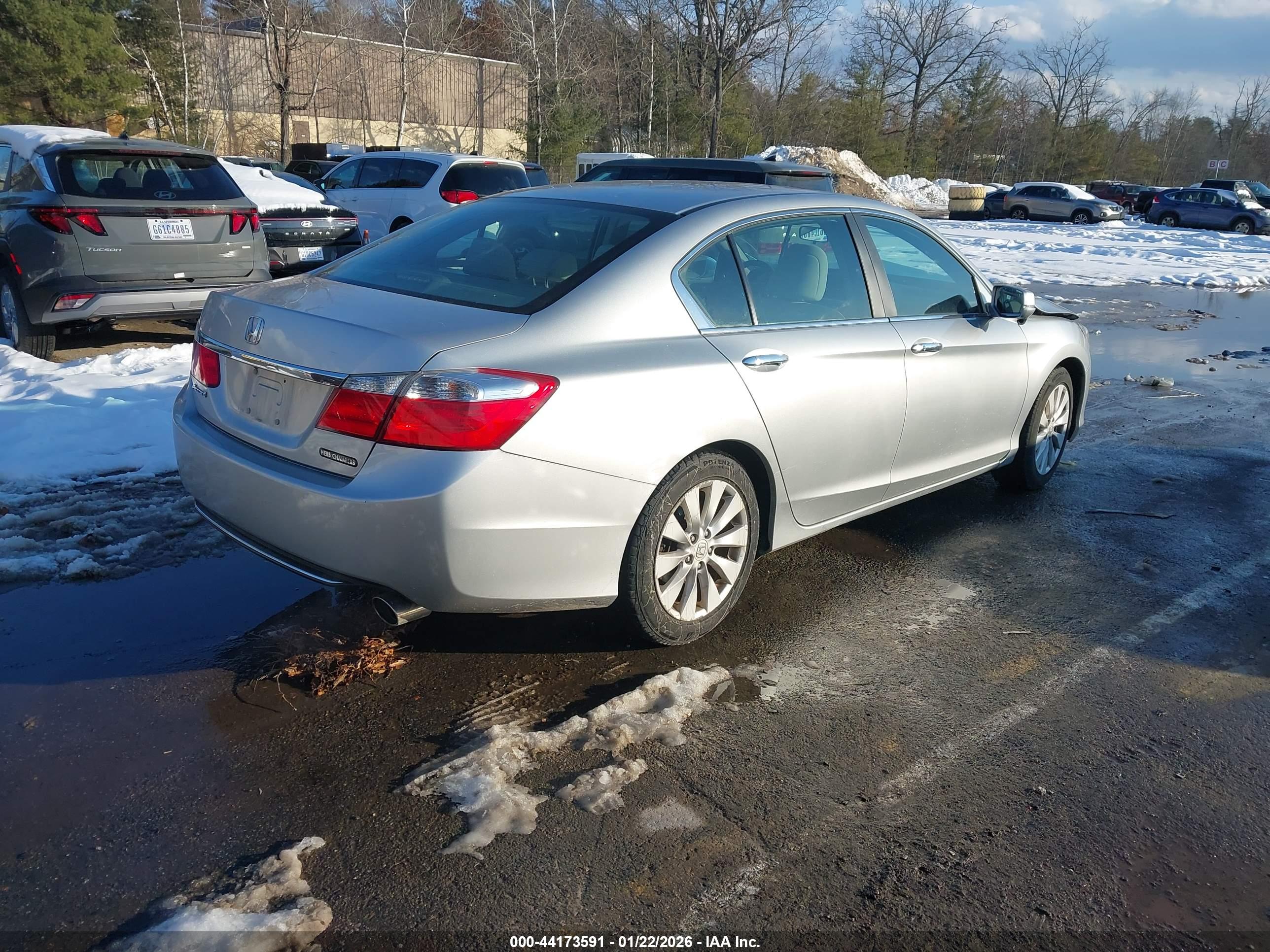 HONDA ACCORD image 4