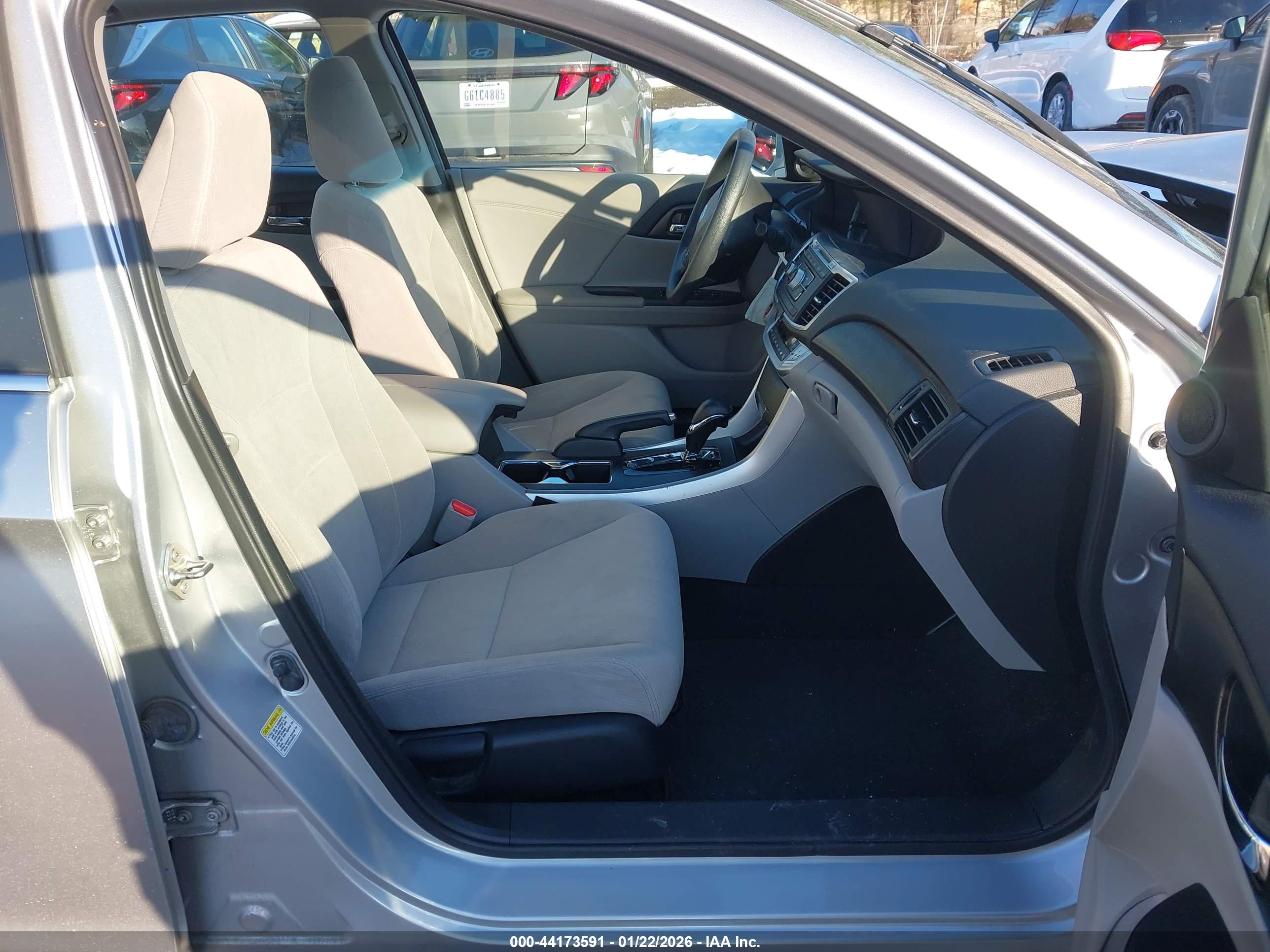 HONDA ACCORD image 5